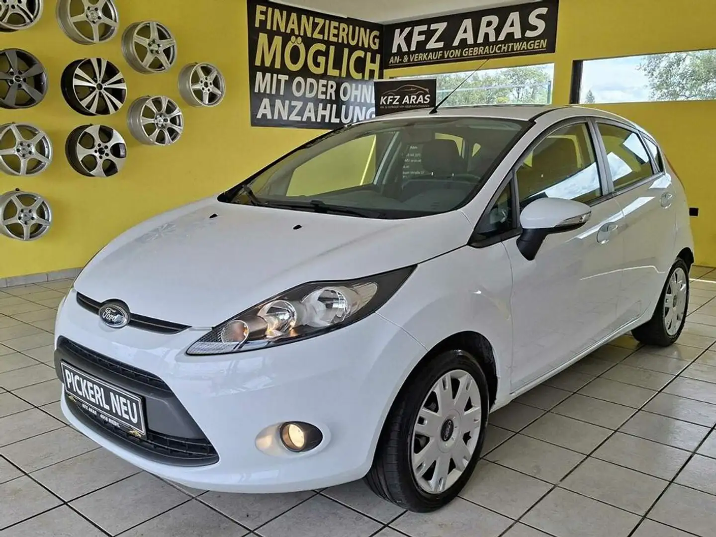 Ford Fiesta Trend 1.BESITZ, GUTER ZUSTAND, KLIMA Weiß - 1