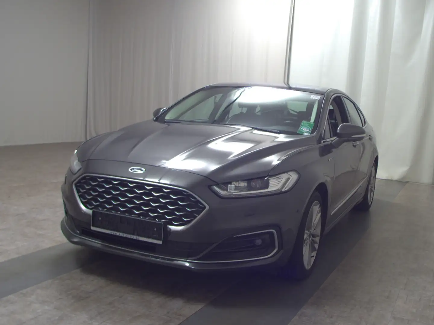 Ford Mondeo 2.0 EB Vignale Navi LED Leder Pano Sound Grau - 2