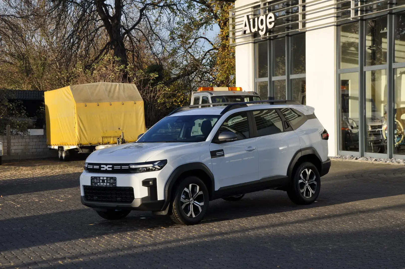 Dacia Bigster Expression mild hybrid-G 140 *NAV*SHZ* Weiß - 1