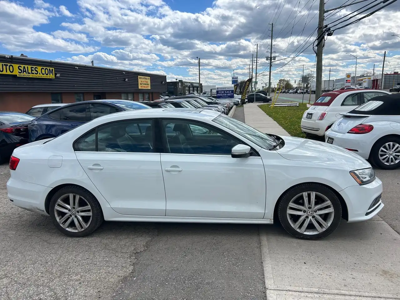 Volkswagen Jetta снимка Volkswagen Jetta