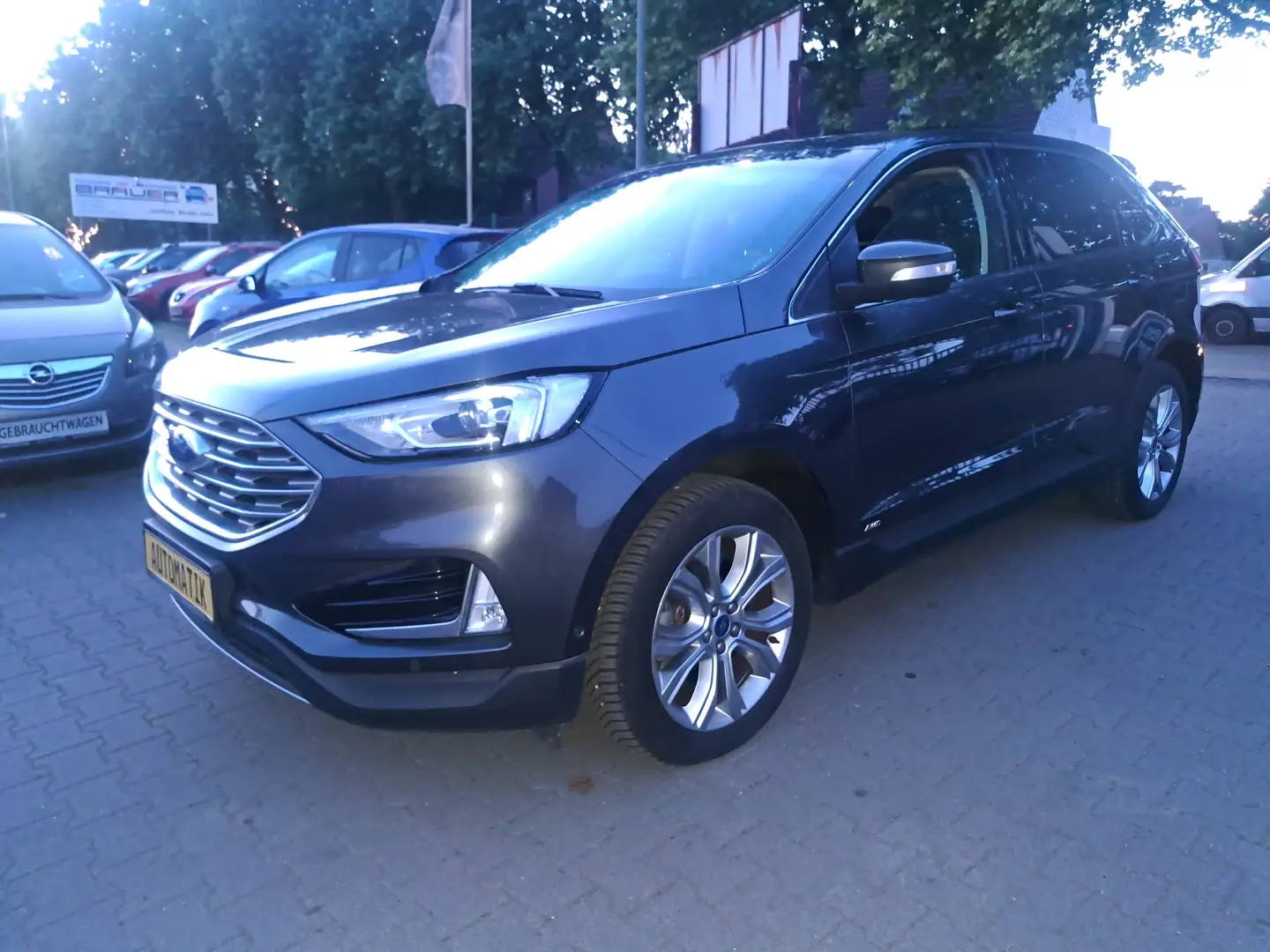 Ford Edge 2.0 EcoBlue Bi-Turbo 4x4 Aut. Titanium Szary - 2