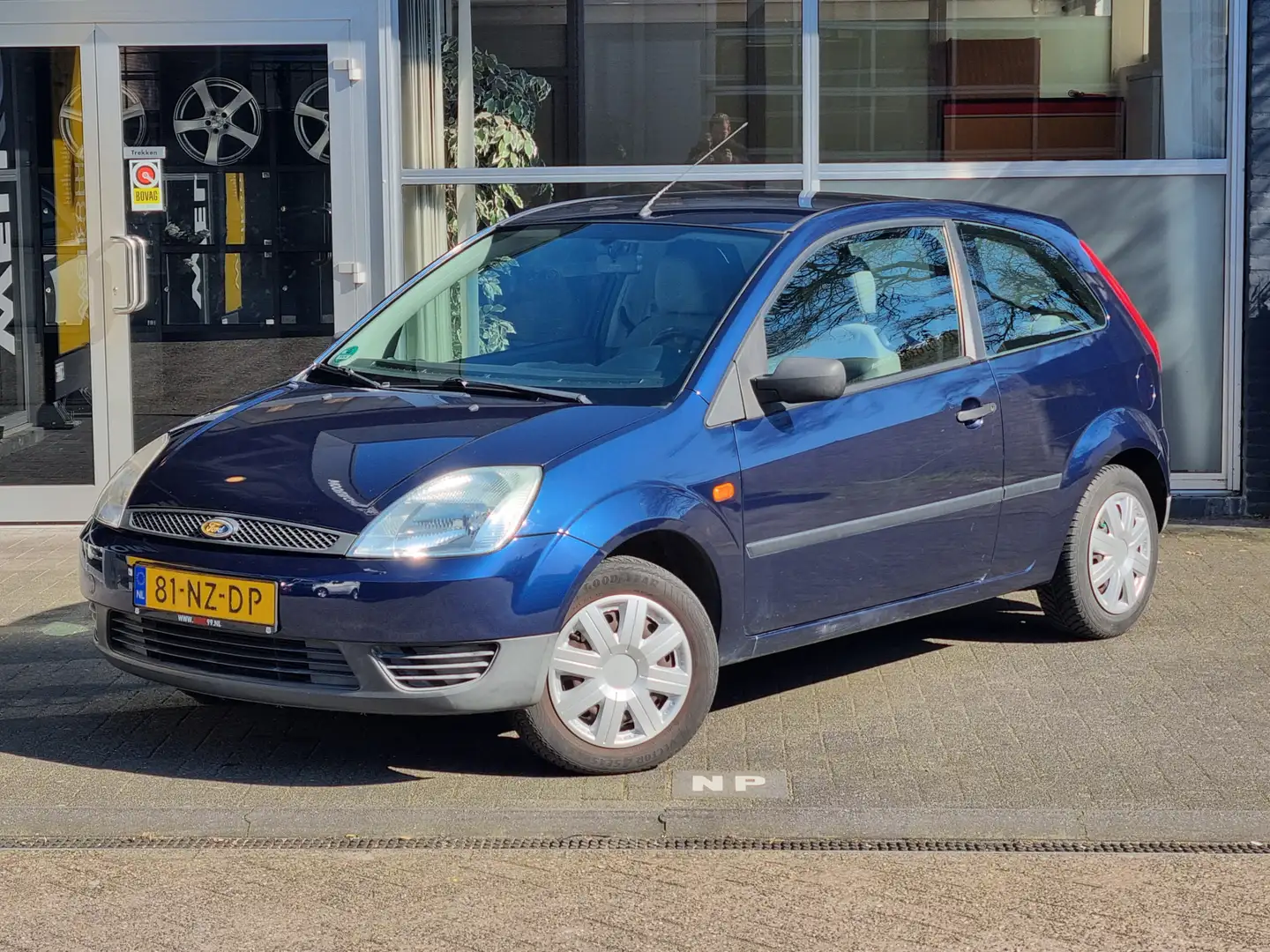 Ford Fiesta 1.25-16V Celebration NIEUWE APK Blauw - 1