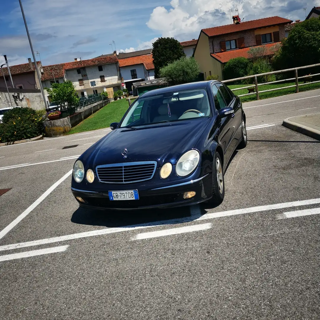 Mercedes-Benz E 270 T CDI Avantgarde Azul - 1