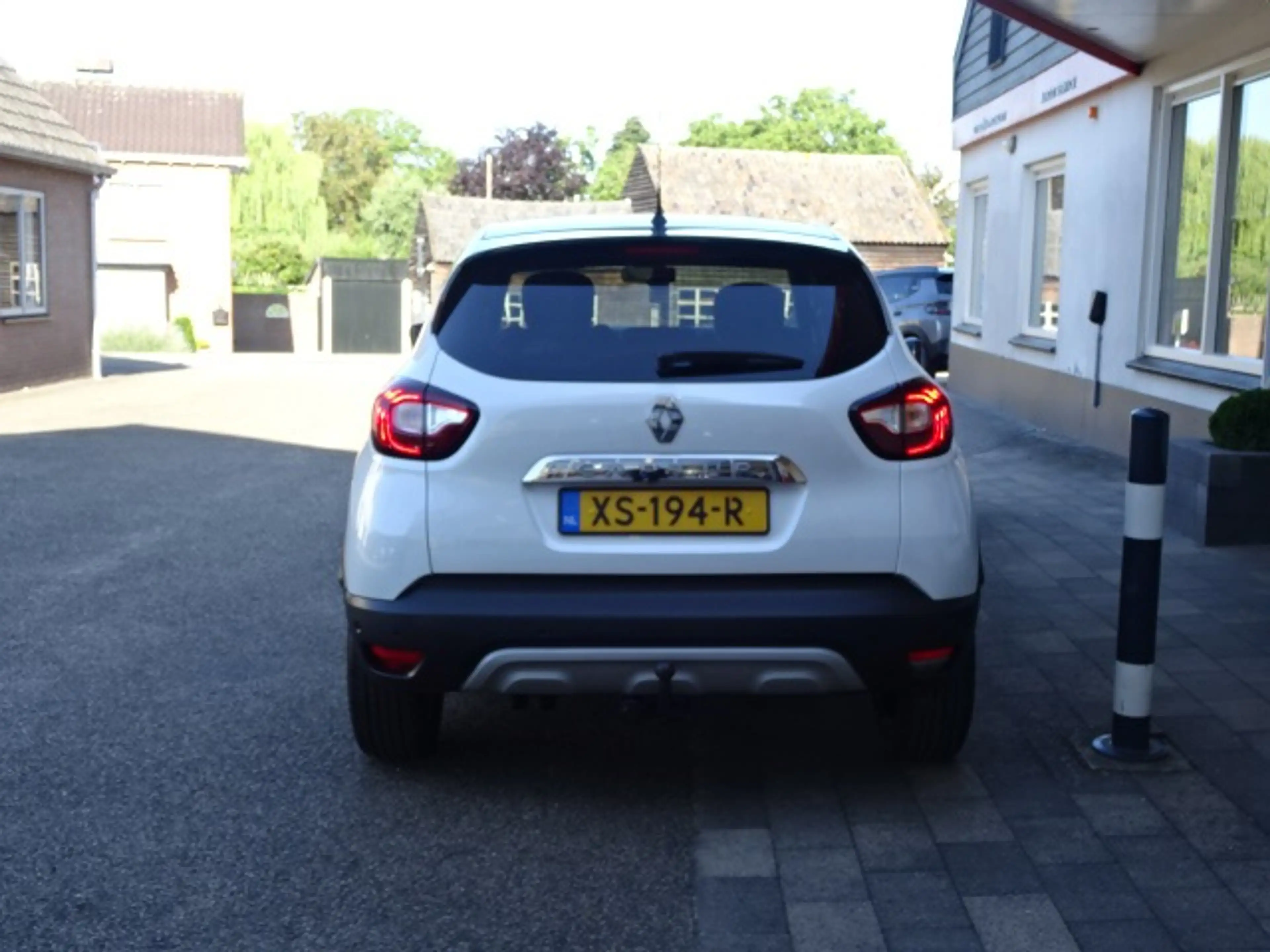 Renault Captur 1.3 TCe Intens AUTOMAAT — photo 4
