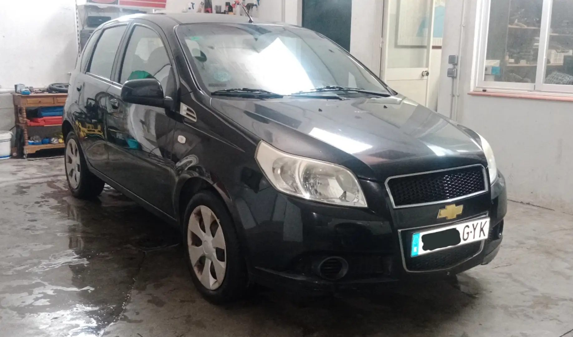 Chevrolet Aveo 1.2 16v LS crna - 1