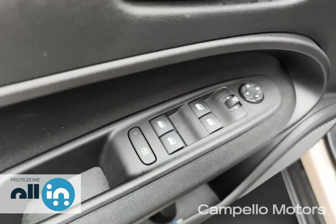 Fiat 600 600 1.2 Hybrid 100cv 14