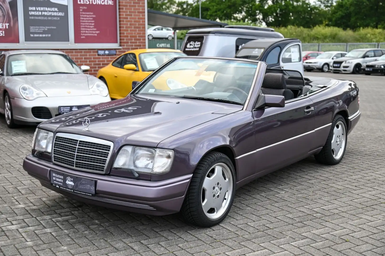 Mercedes-Benz 220 A124 Cabrio *KLIMA*EFH*OLDTIMER*GARANTIE* Braun - 2