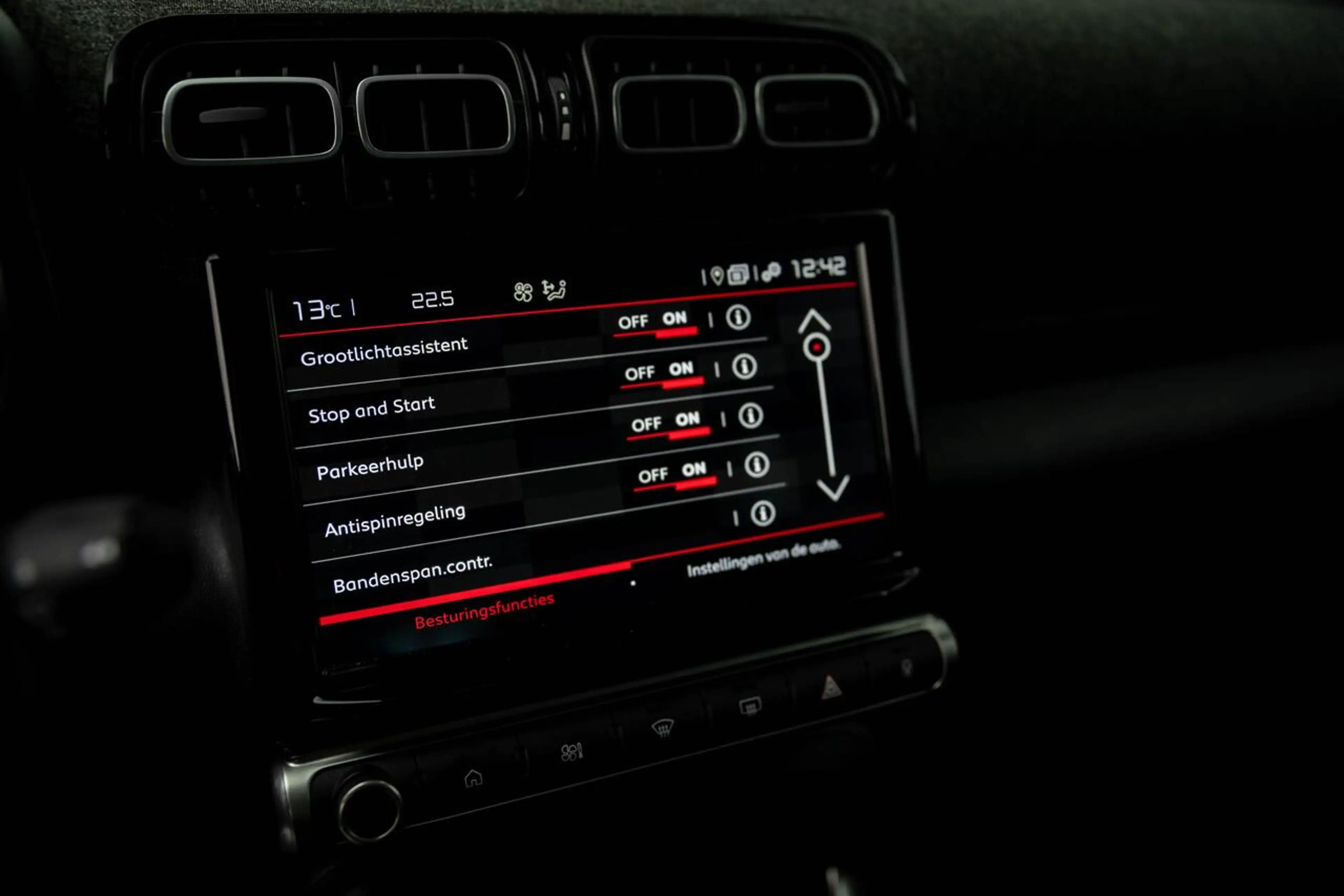 Citroen C3 Aircross 110 PK MT | MAX | Camera | Navi | Airco | HUD |... — photo 8