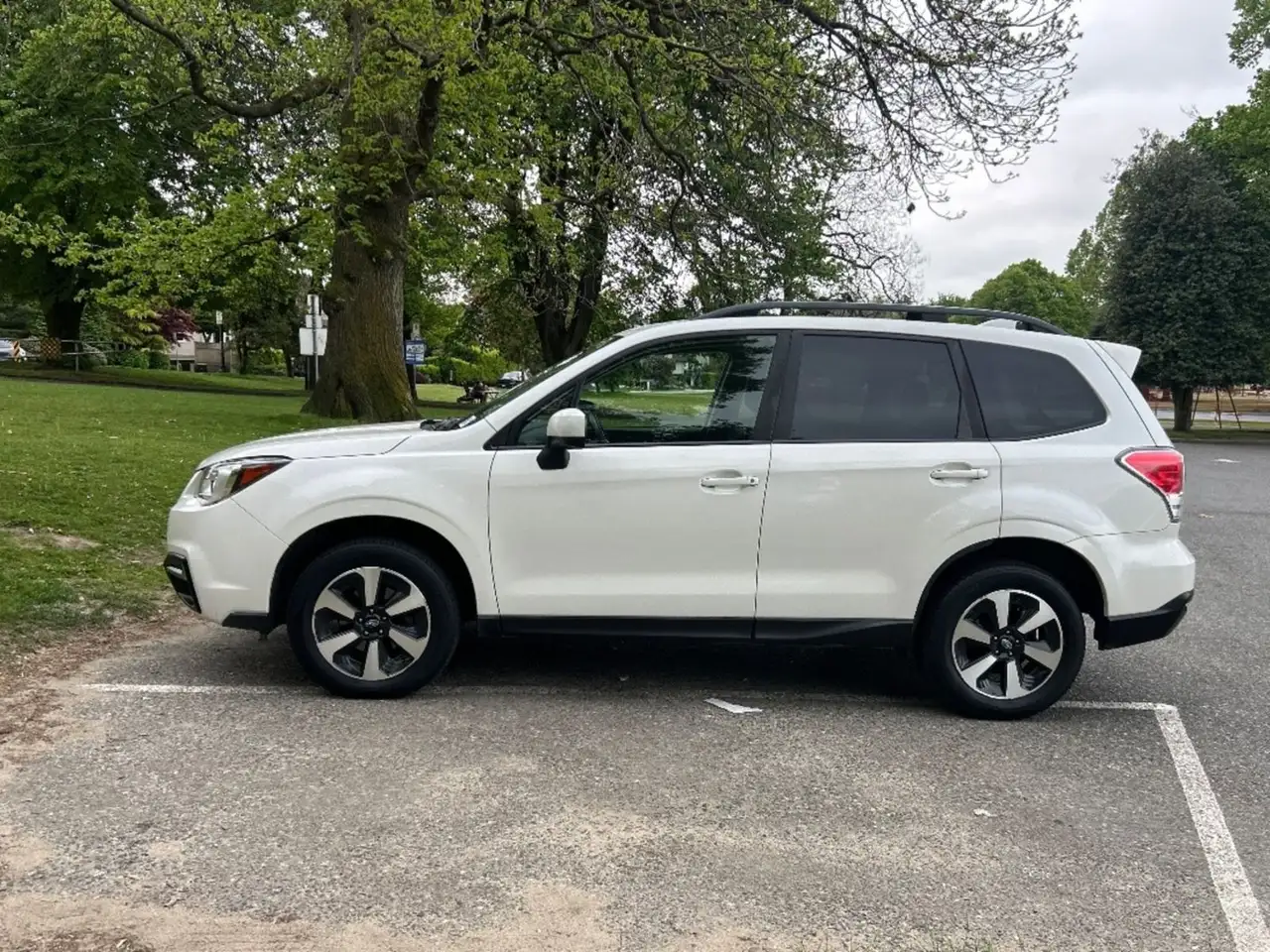 Subaru Forester снимка Subaru Forester