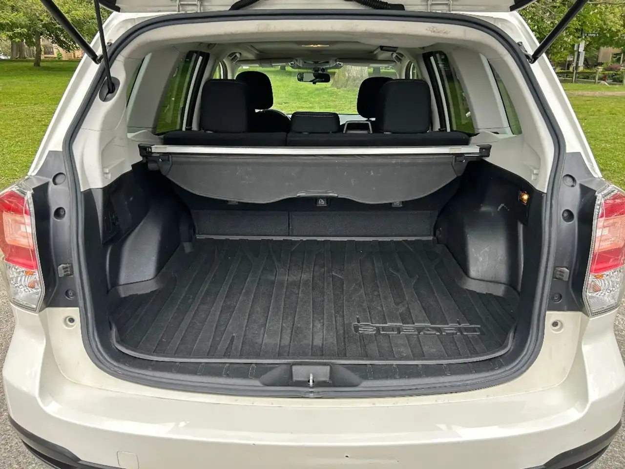 Subaru Forester снимка Subaru Forester