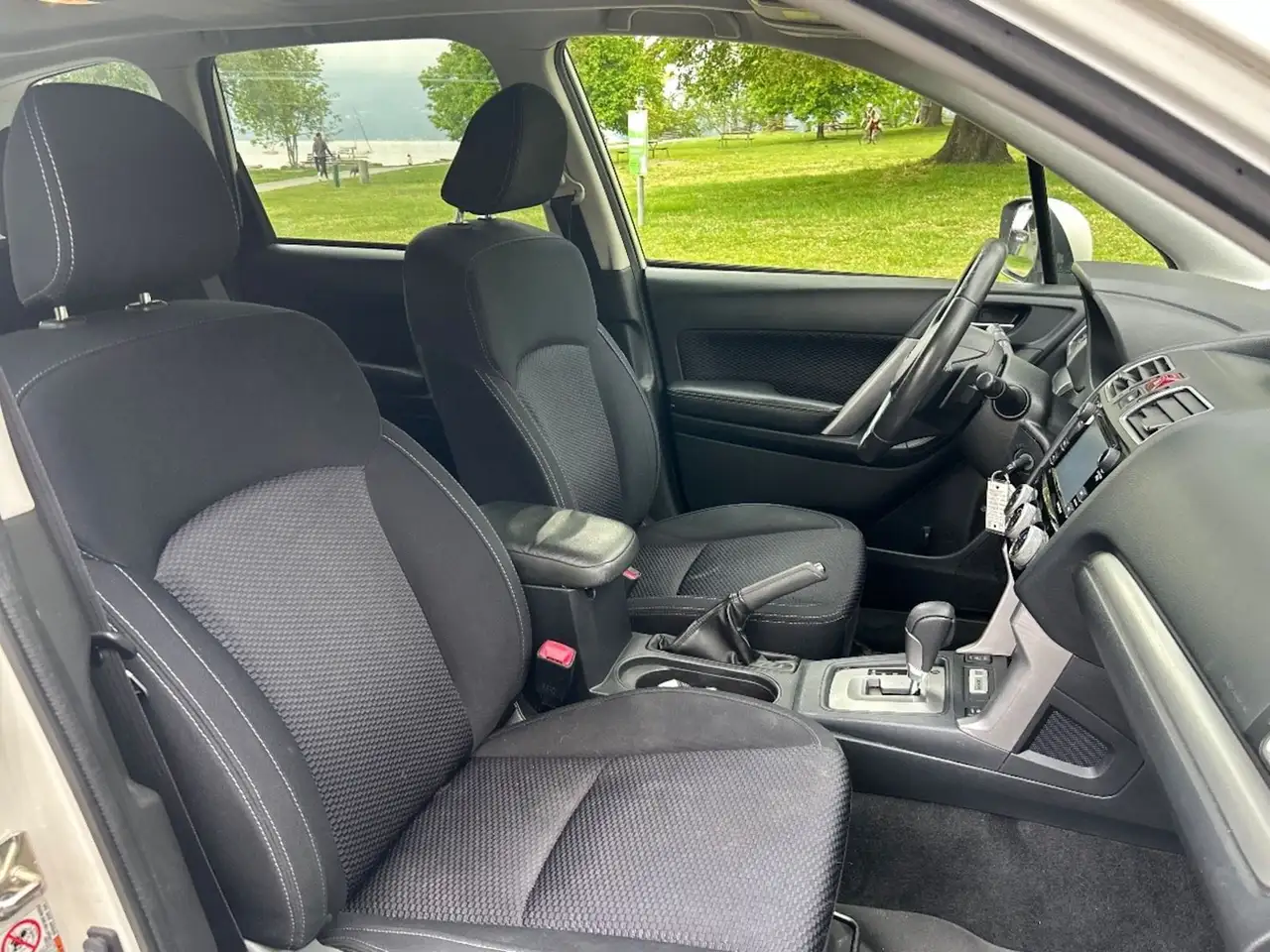 Subaru Forester снимка Subaru Forester