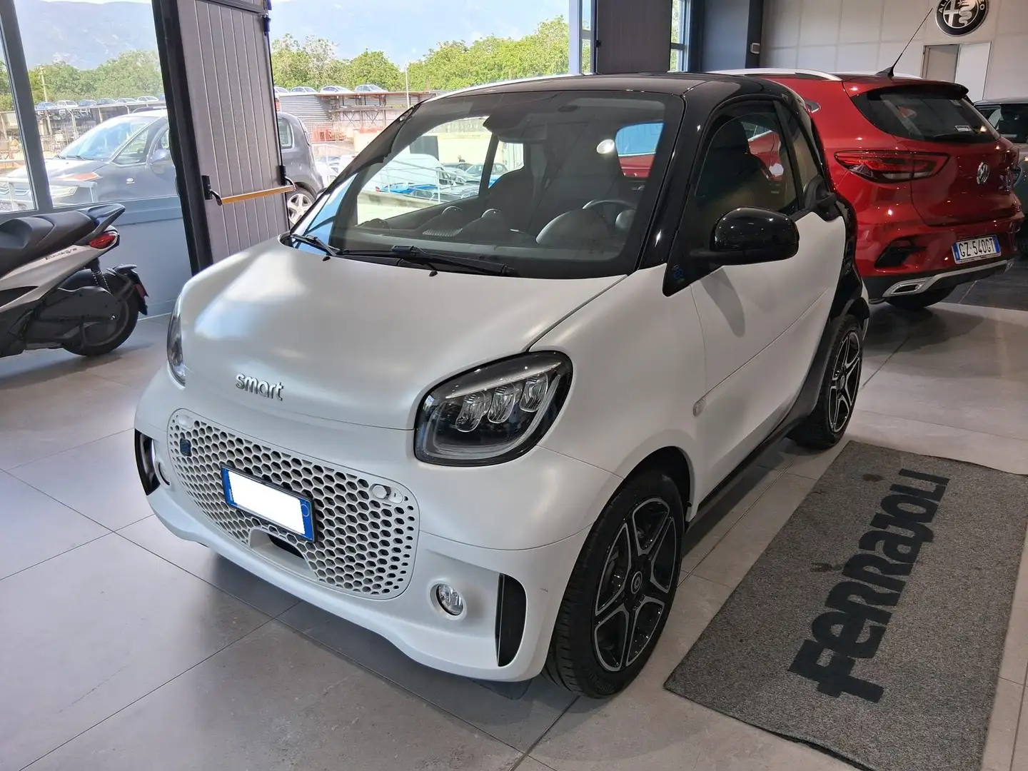 smart forTwo Fortwo III 2020 eq Parisblue Prime 4,6kW Bianco - 1
