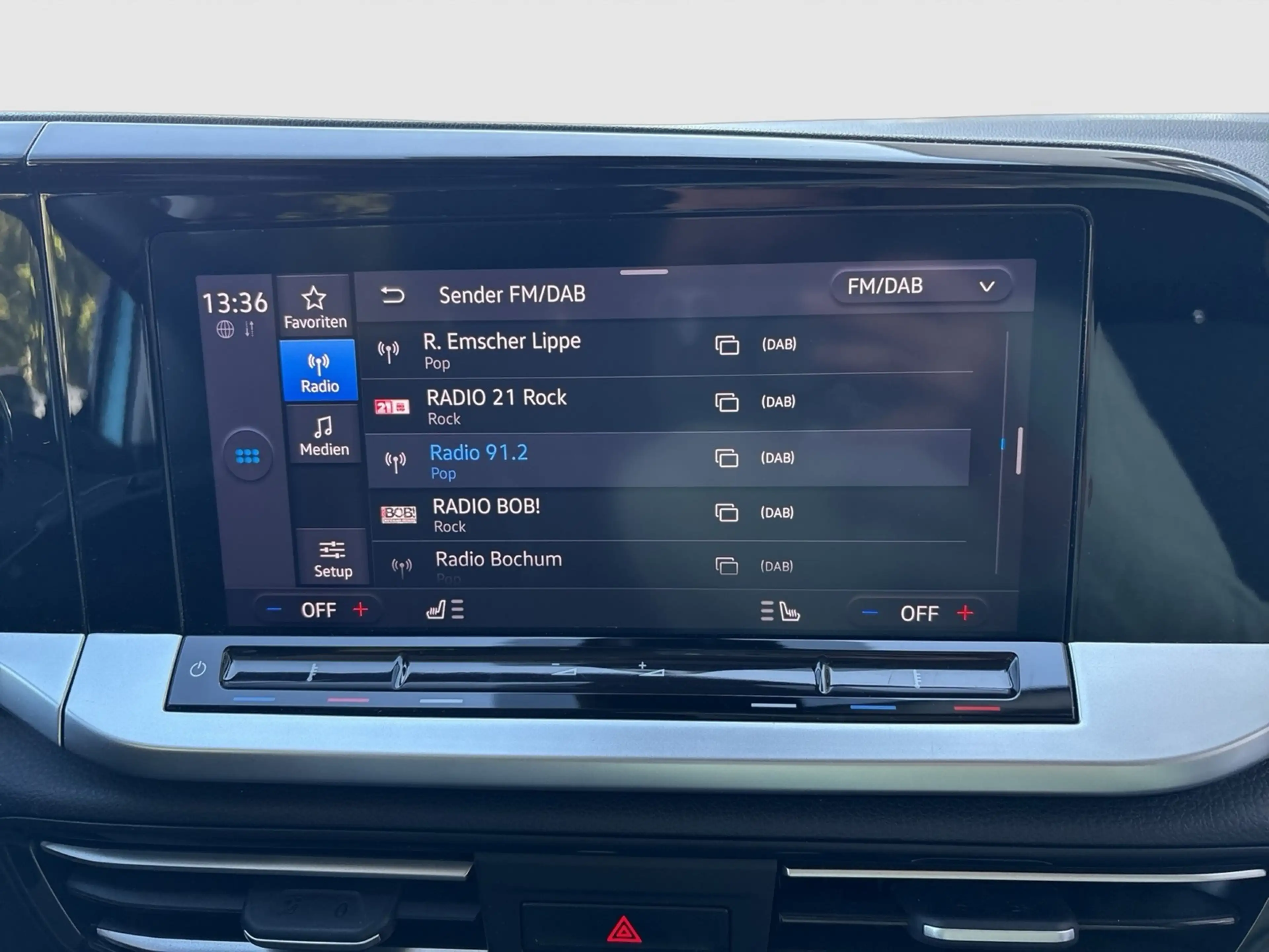 Ford Grand Tourneo Connect 2.0 TITANIUM AHK ACC NAVI — photo 9