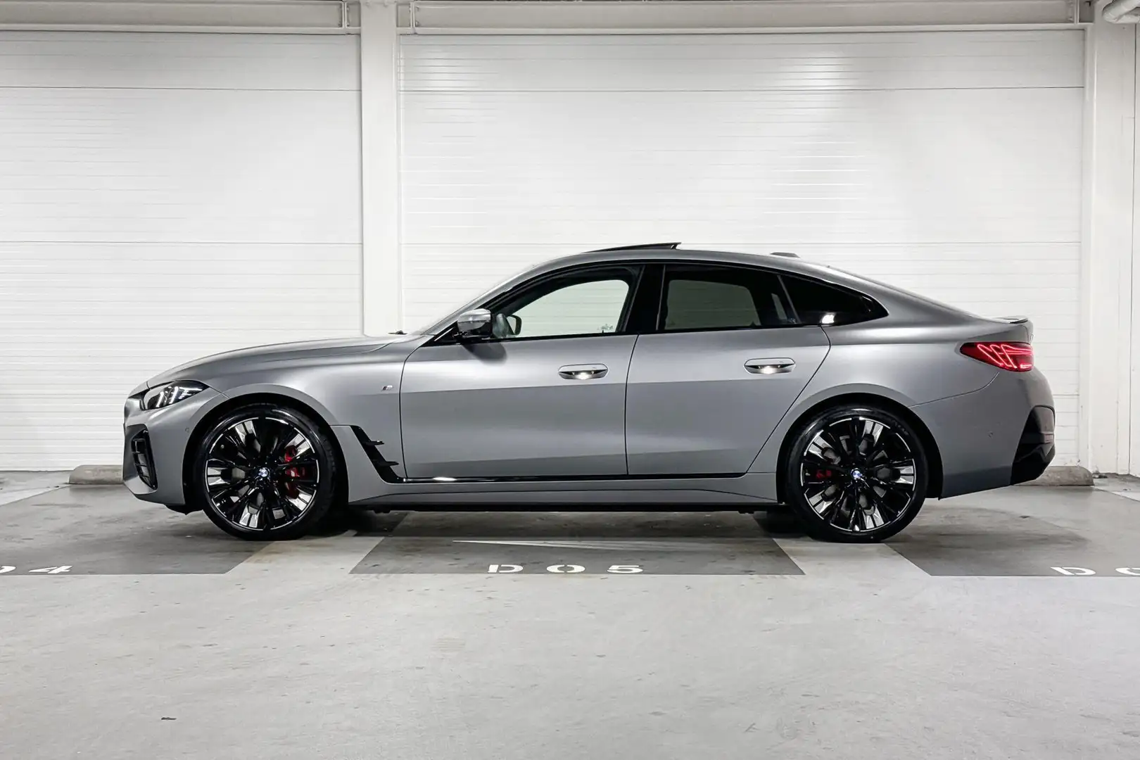 BMW i4 xDrive40 | M-Sport Pro | Innovation pack | Comfort Gri - 2