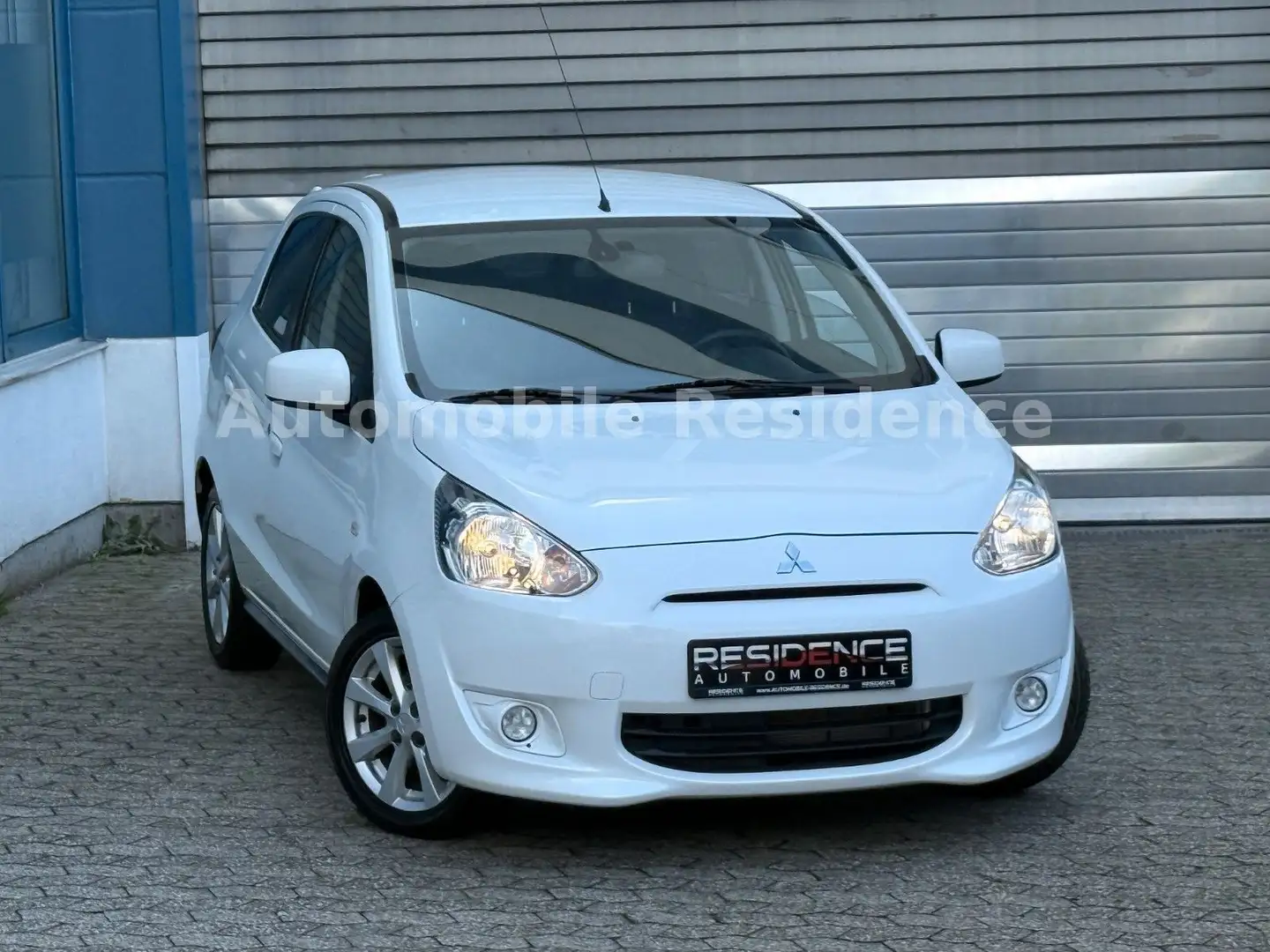 Mitsubishi Space Star Shine+ 1.2 AUT.*NAVI*KLIMA*PDC*E-PAKE Blanc - 2