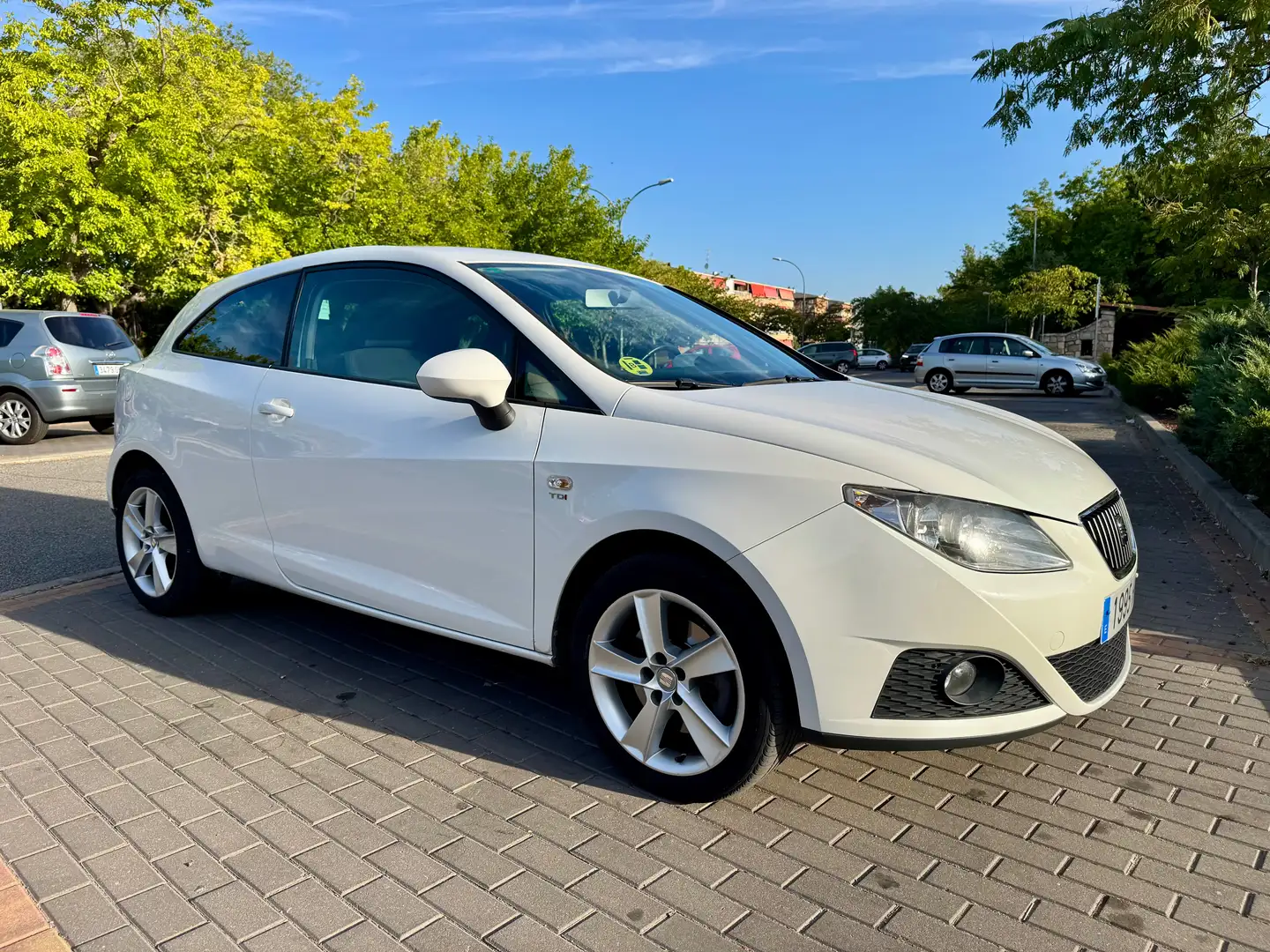 SEAT Ibiza Ibiza SC 1.6TDI CR Sport 105 Sport Blanco - 1