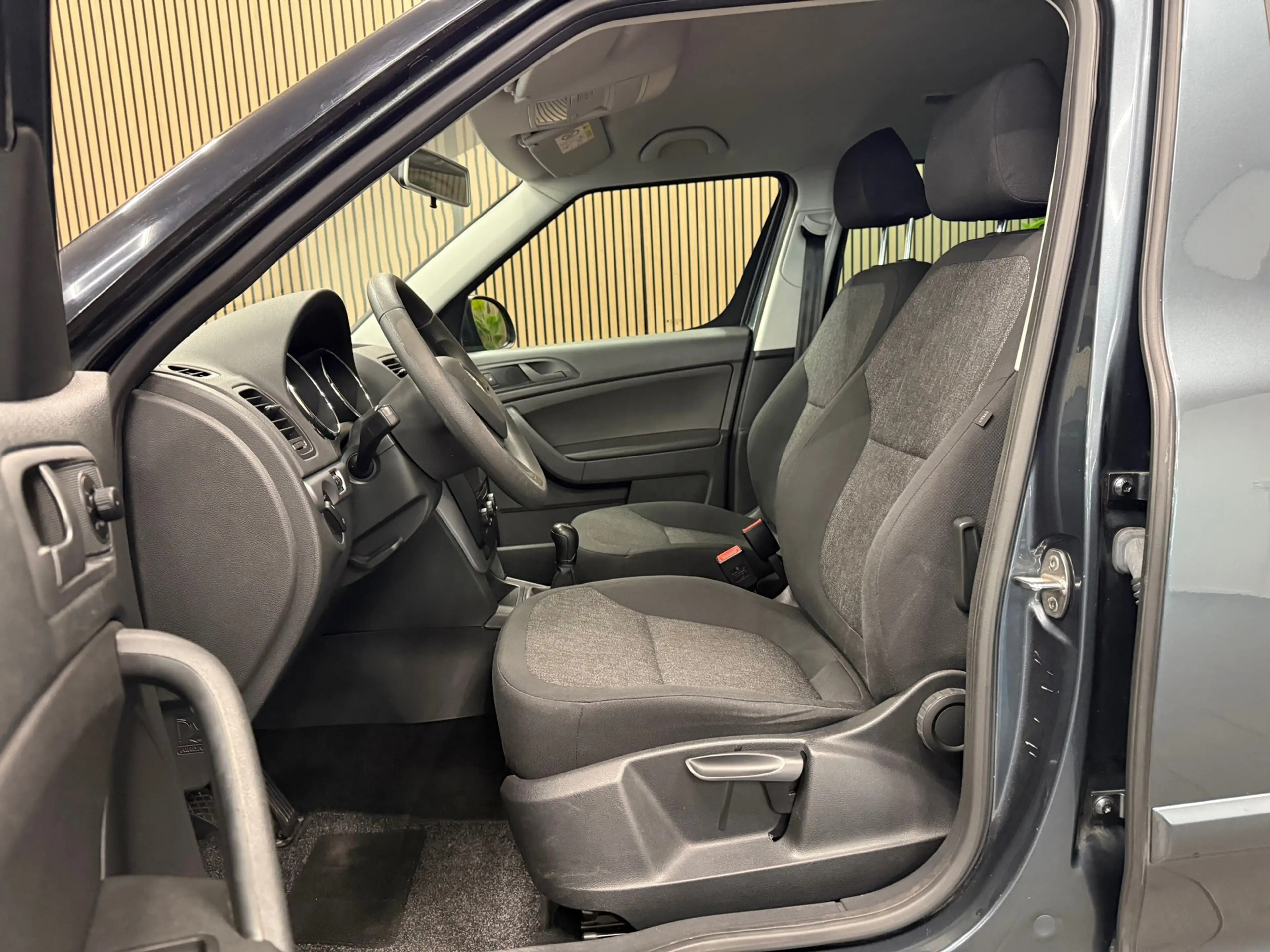 Skoda Yeti 1.2 TSI Active * 1e Eig / Carplay / Trekhaak / Sto — photo 11