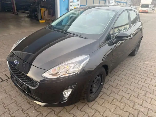Ford Fiesta Cool & Connect LED Klima Navi PDC SHZ LHZ