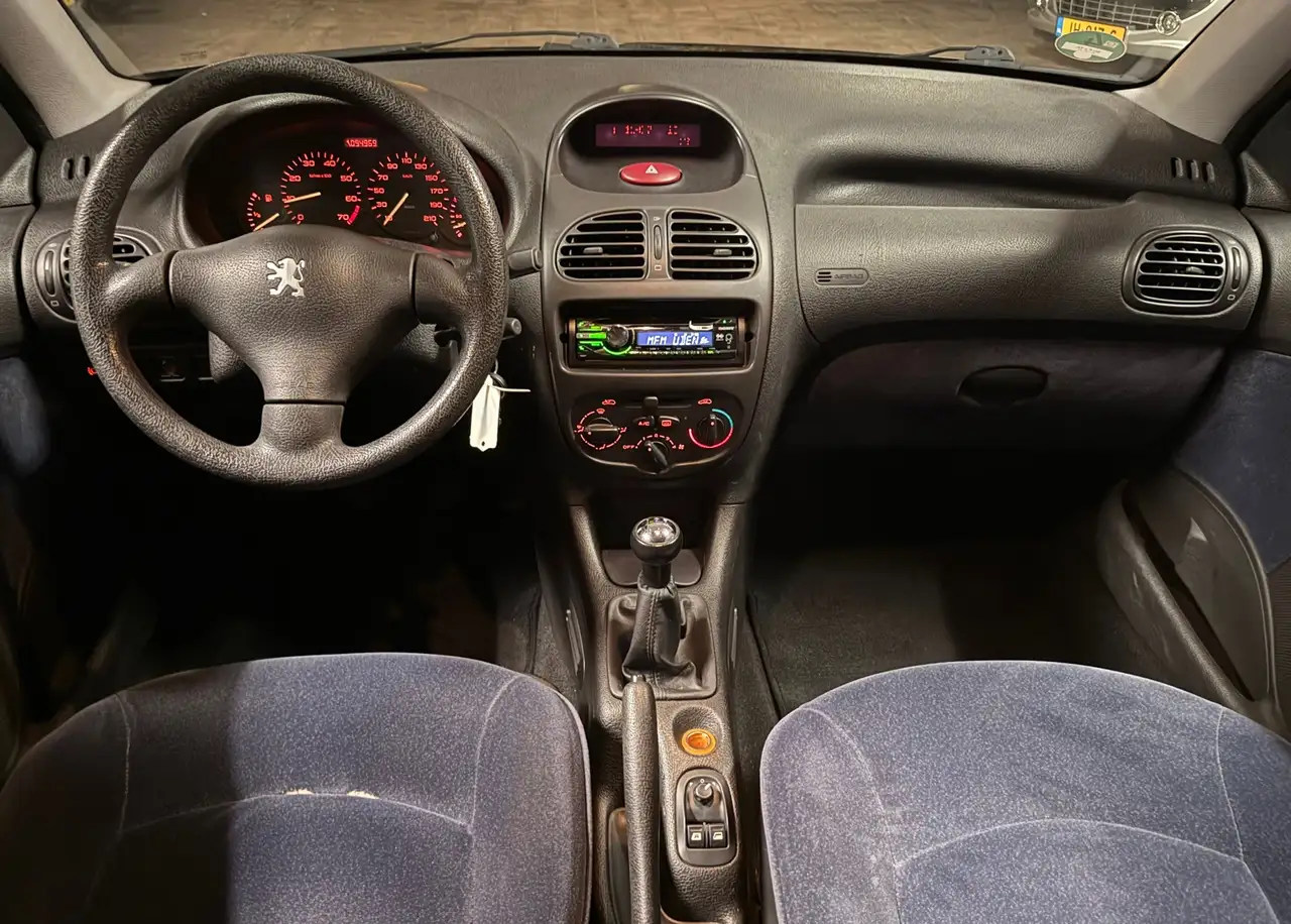 Peugeot 206 1.4 Gentry|NAP|APK05-27|94DKM!|NweDBriem|Airco|Ele, foto 2