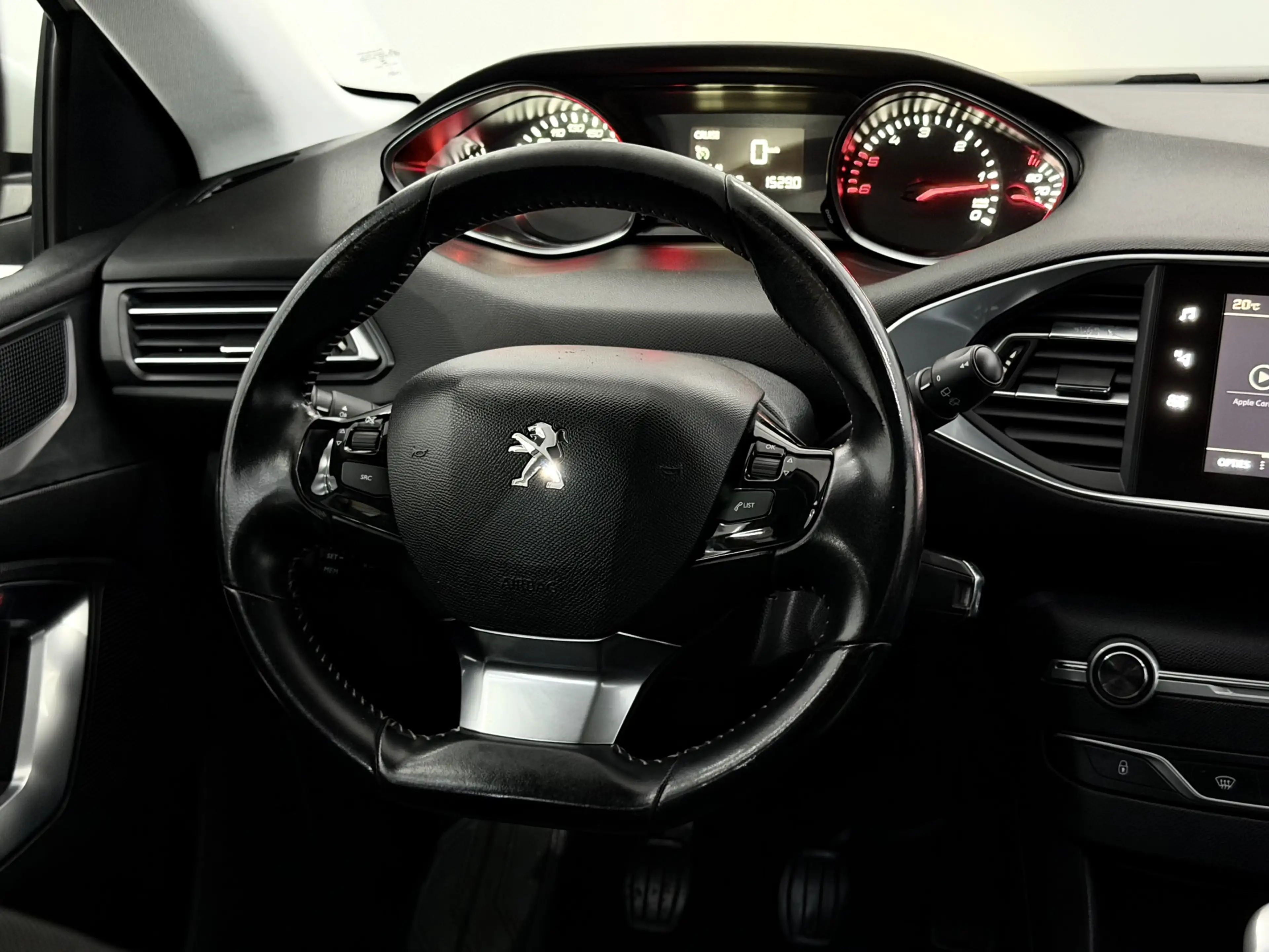 Peugeot 308 1.6 BlueHDi Blue Lease Executive Clima, Navi, A st — photo 13