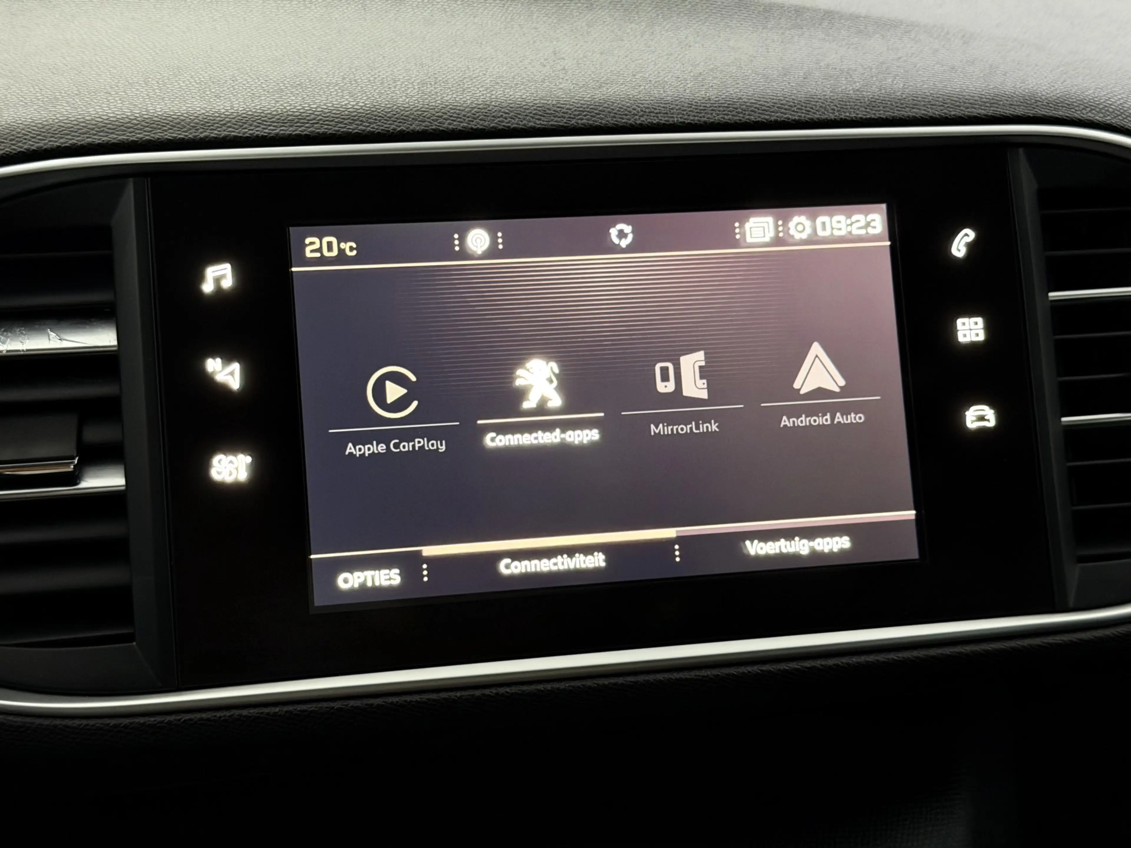 Peugeot 308 1.6 BlueHDi Blue Lease Executive Clima, Navi, A st — photo 15
