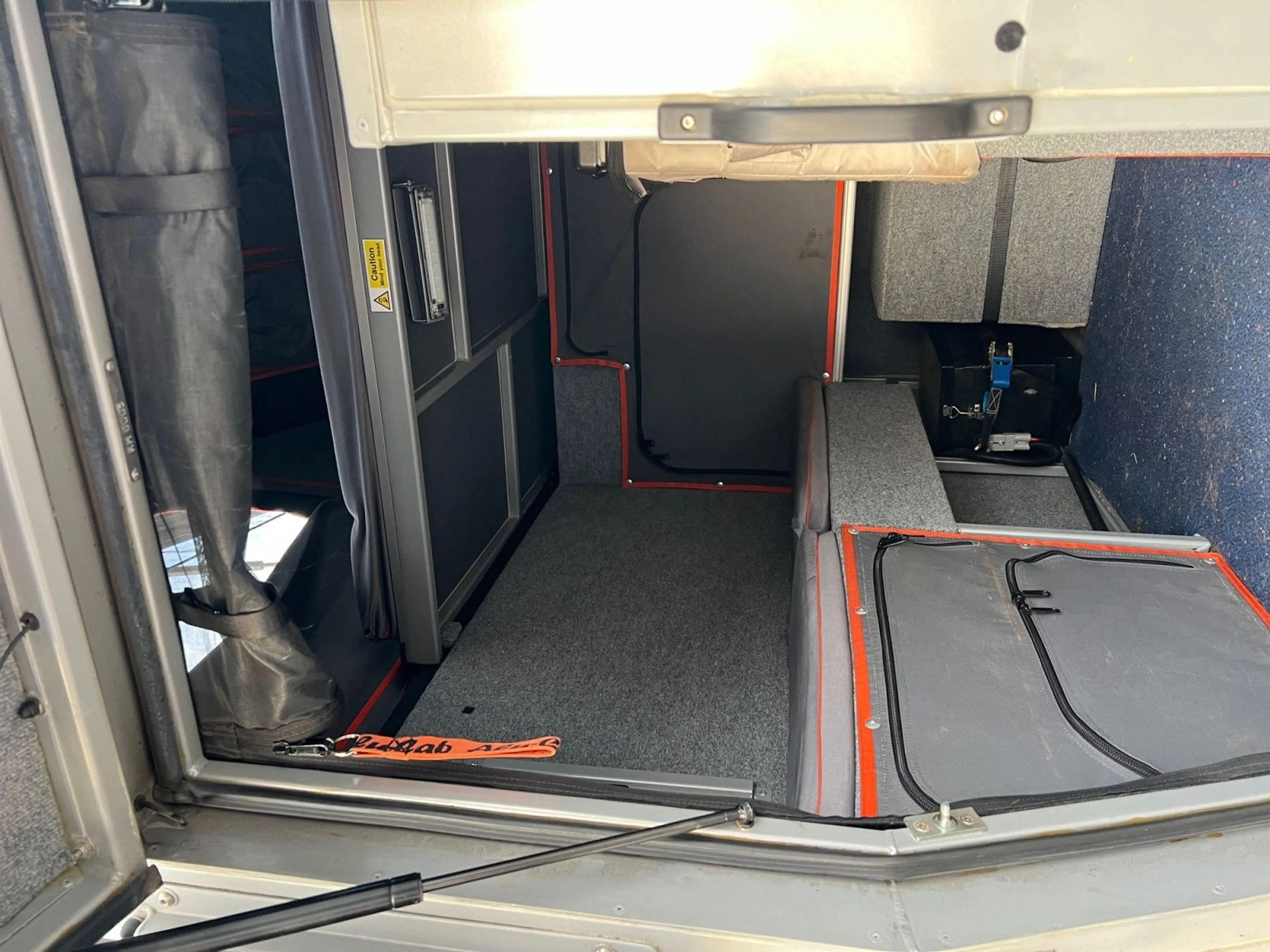 Nissan Navara Pickup King Cab SE 4X4/Aufstelldach — photo 14