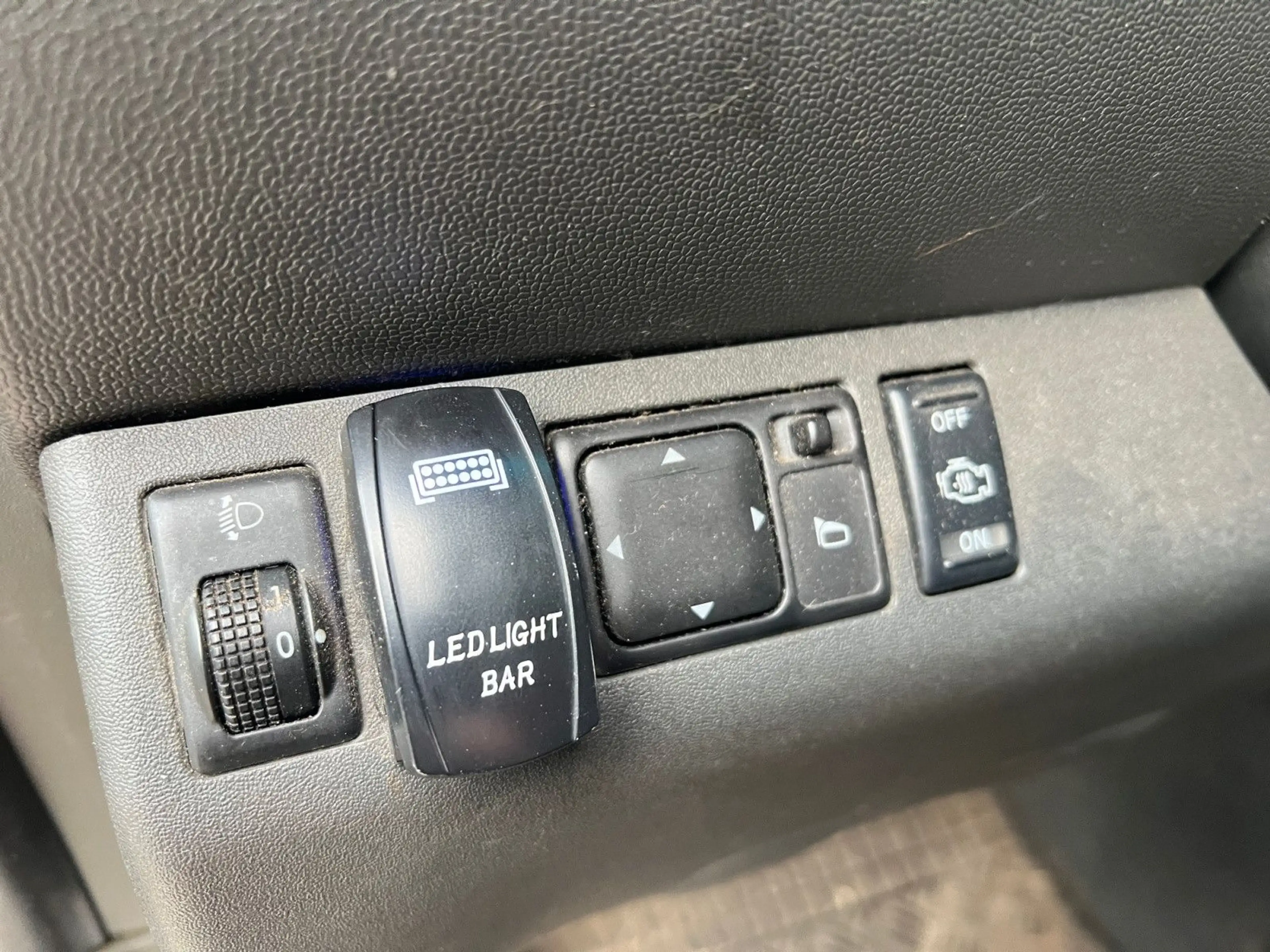 Nissan Navara Pickup King Cab SE 4X4/Aufstelldach — photo 13