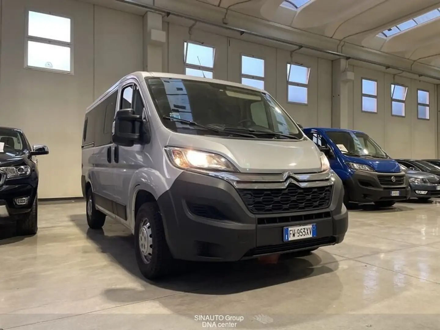 Citroen Jumper PULMINO 9 POSTI GANCIO TRAINO Grigio - 2