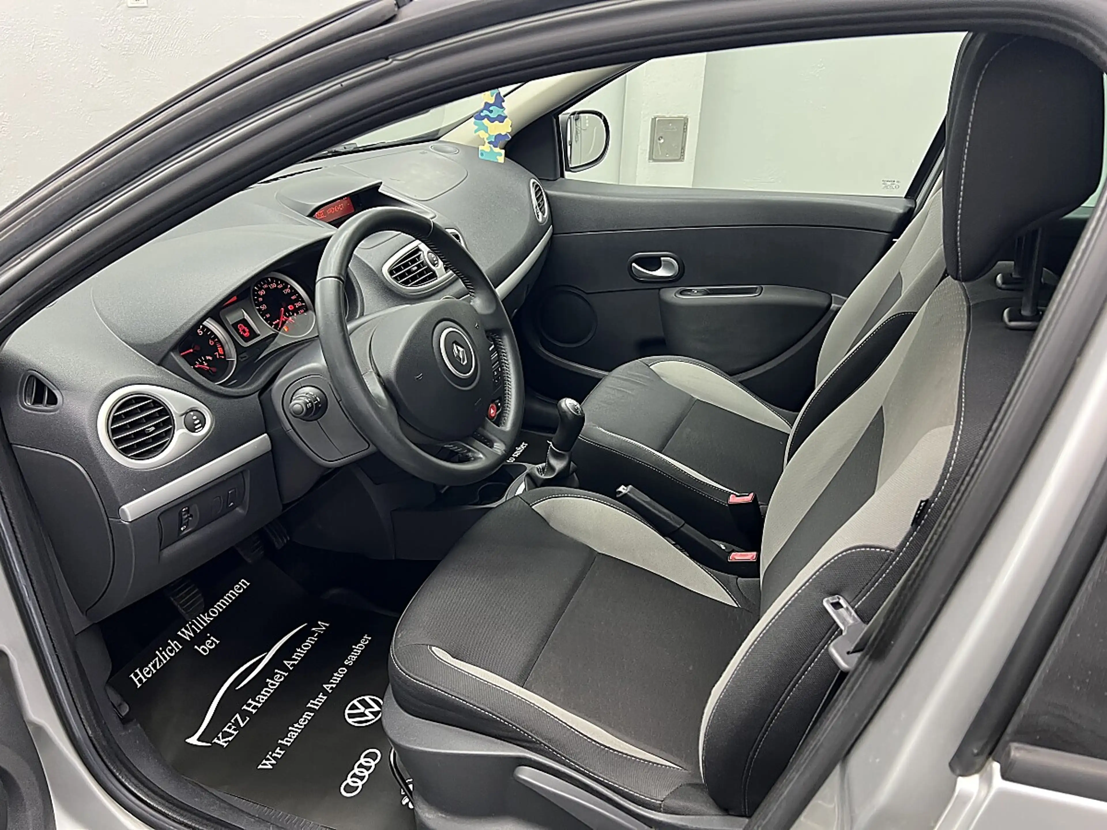 Renault Clio Grandtour Emotion 1,2 16V * SOFORT FINANZIERUNG... — photo 9