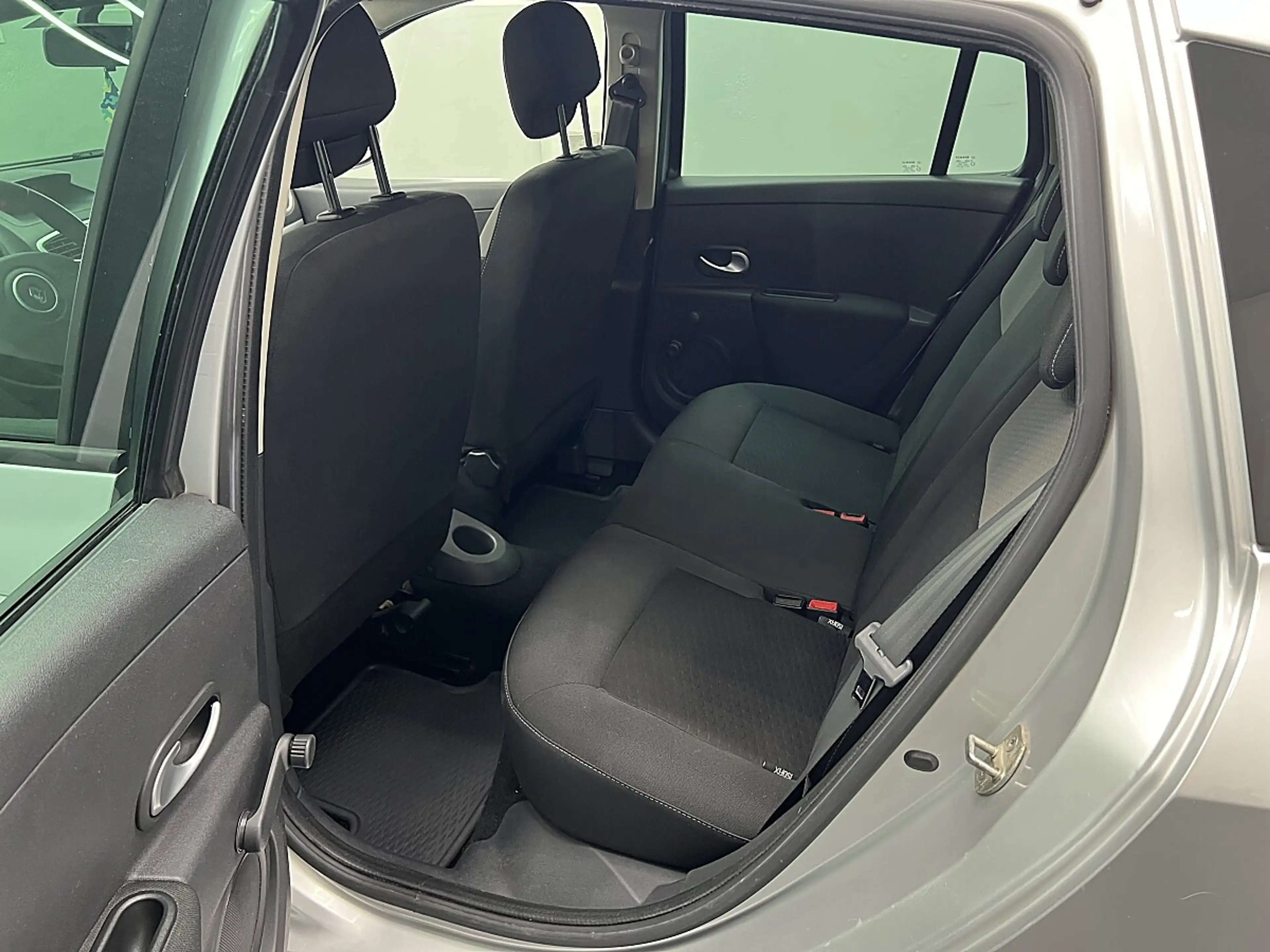 Renault Clio Grandtour Emotion 1,2 16V * SOFORT FINANZIERUNG... — photo 11