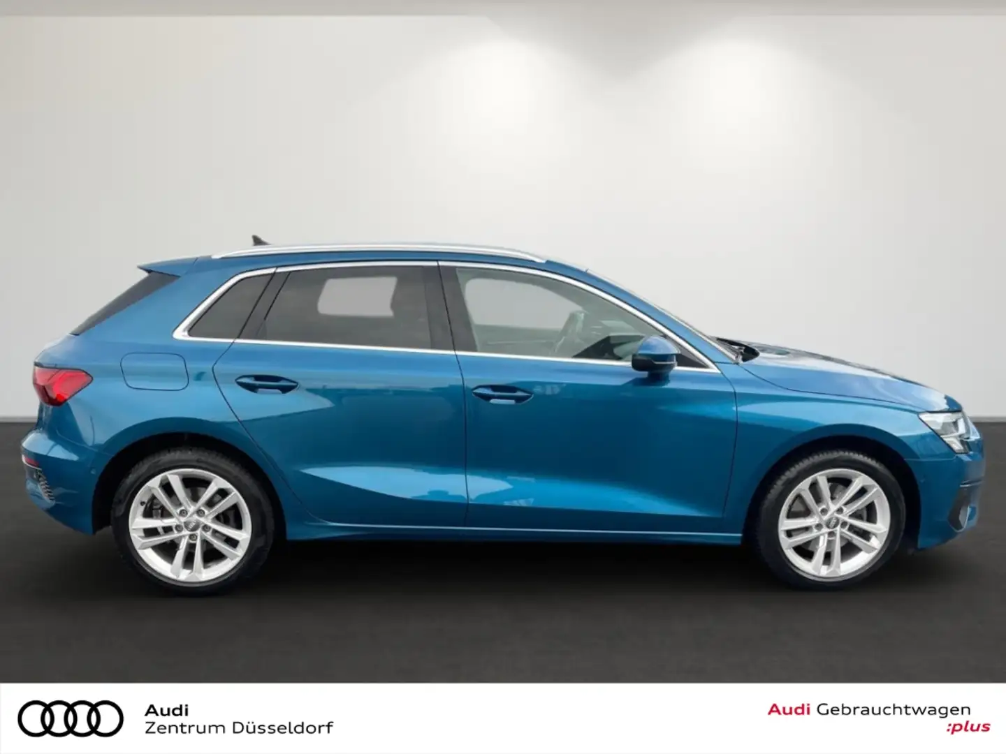 Audi A3 Sportback 35 TFSI MMI PDC AHK VIRTUAL Blau - 2
