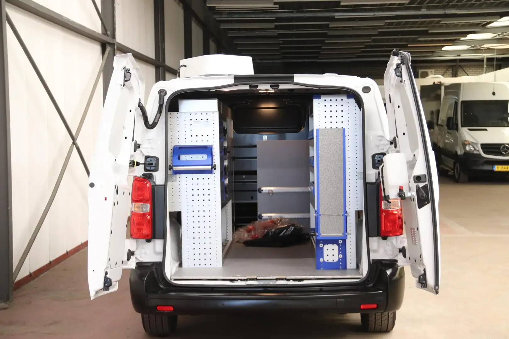 Peugeot e-Expert LANG L3 LEASE 495 EURO PER MAAND Blanco - 2