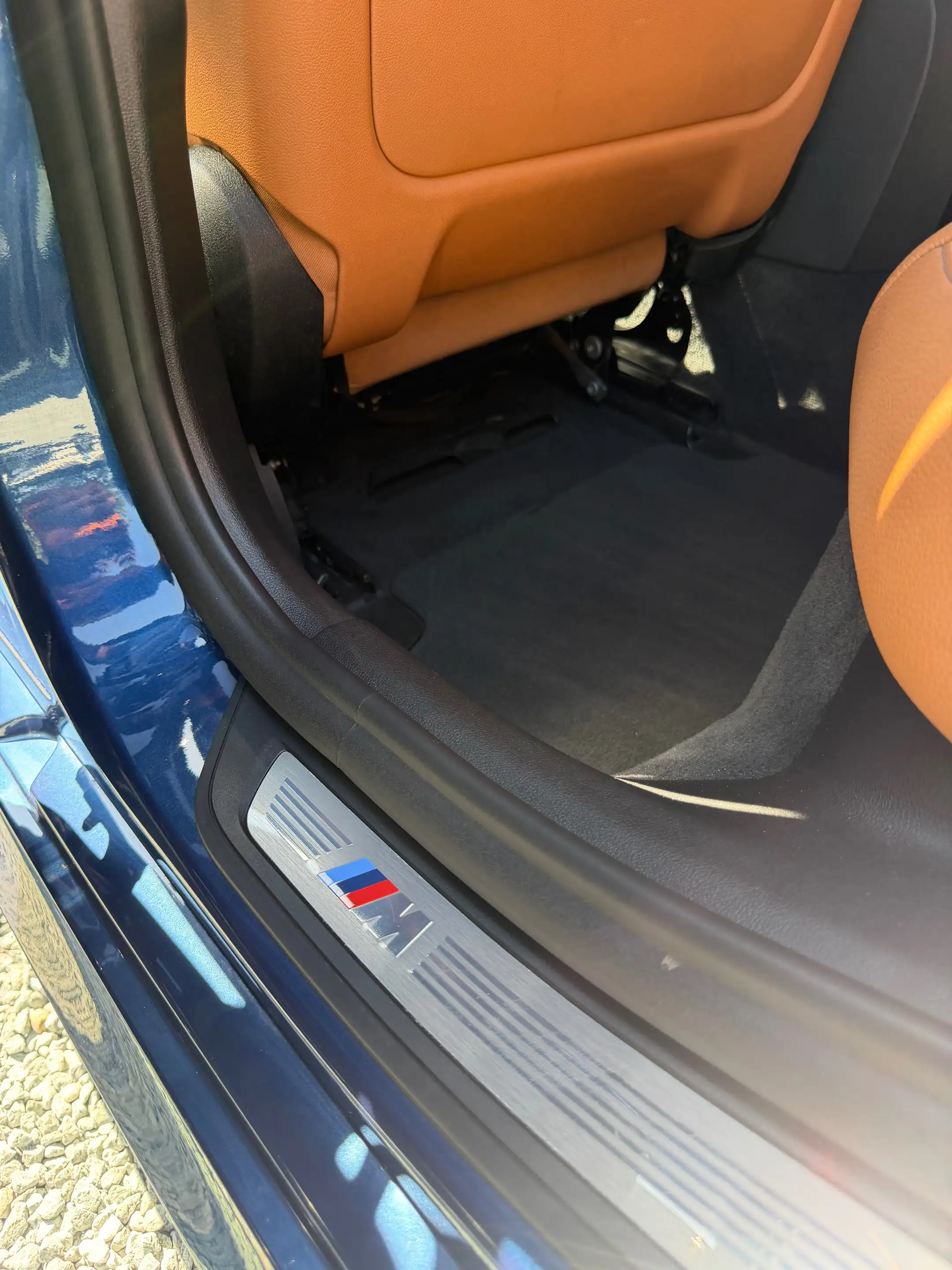 BMW 545 545eXAS PHEV — photo 12