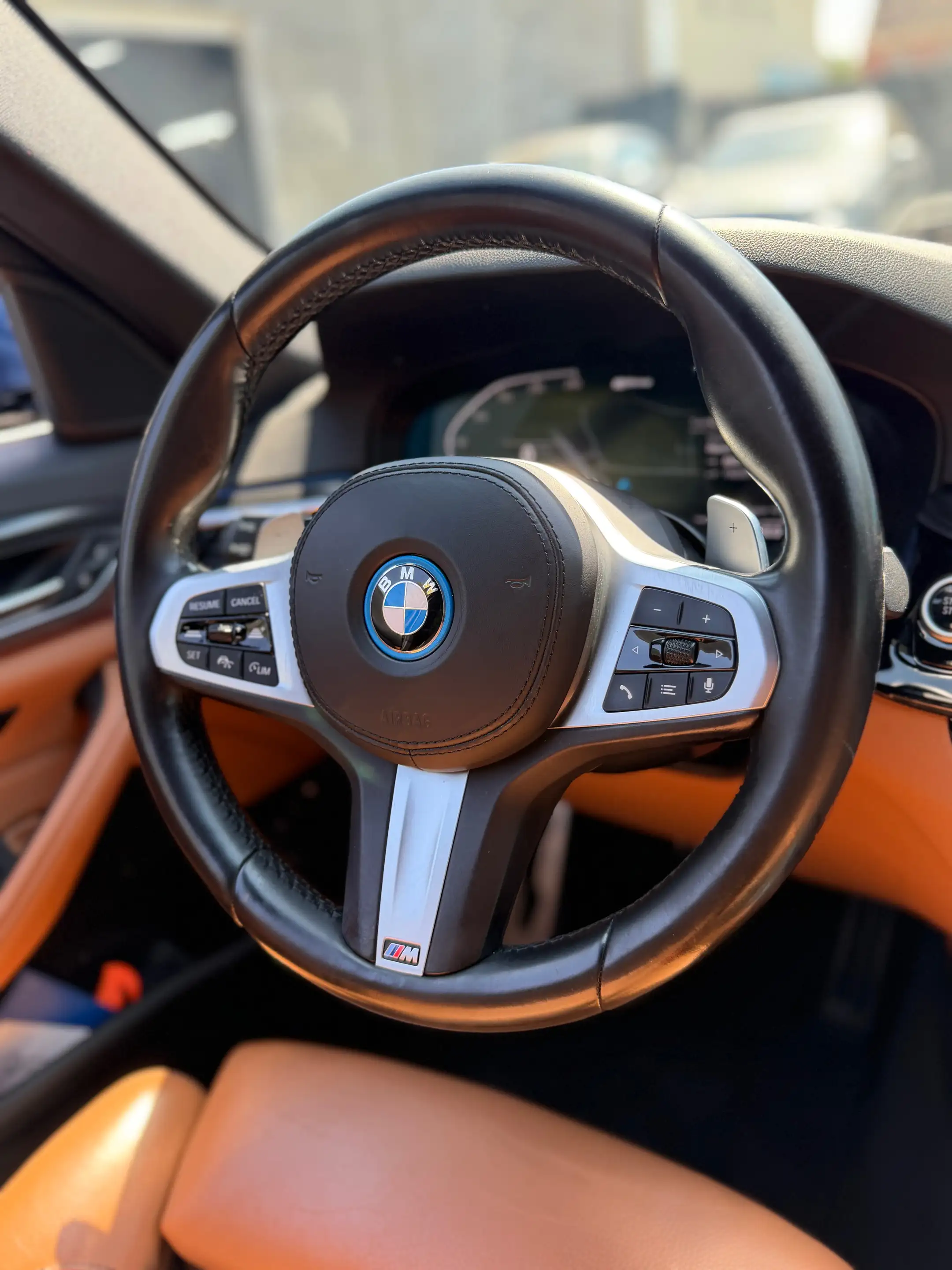 BMW 545 545eXAS PHEV — photo 9