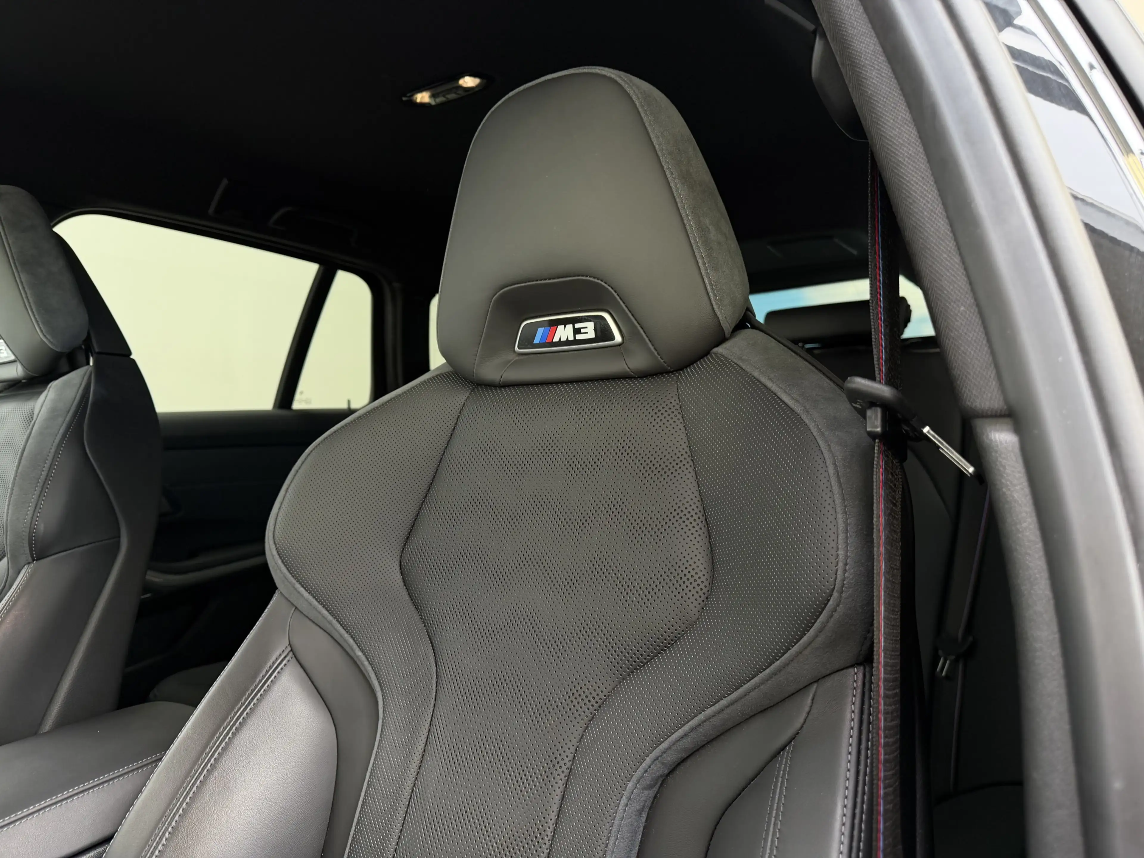 BMW M3 xDr. Competition Sitzlüftung Carbon ACC 360° — photo 13