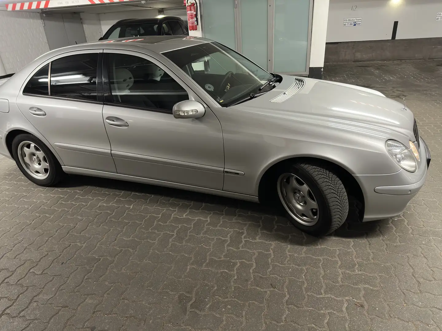 Mercedes-Benz E 220 CDI Automatik Classic - 2