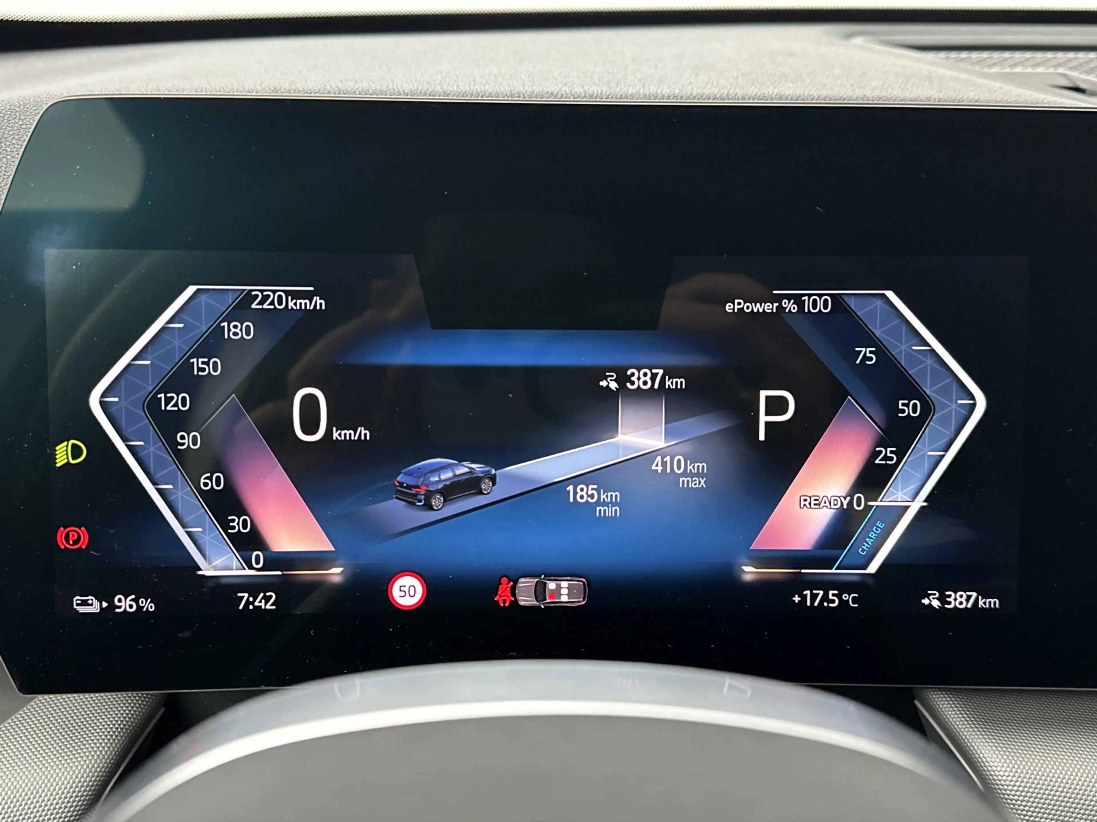 BMW iX1 xDrive30 67 kWh | Adaptief M Onderstel | DAB-tuner — photo 9
