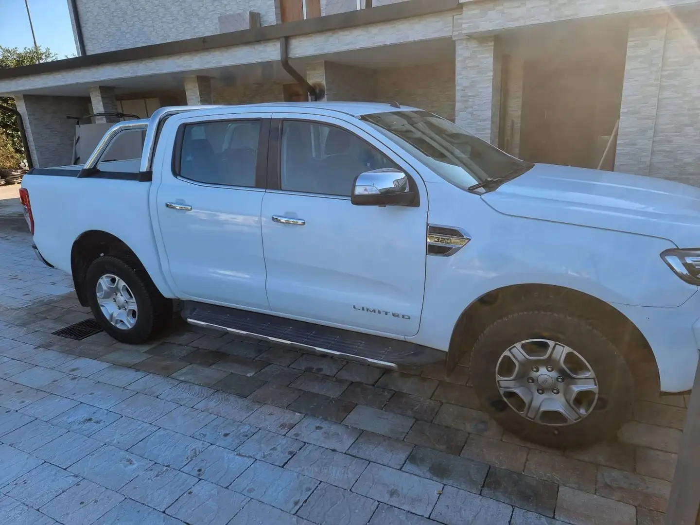 Ford Ranger Ranger VII 2016 3.2 tdci double cab Limited 200cv Bianco - 1