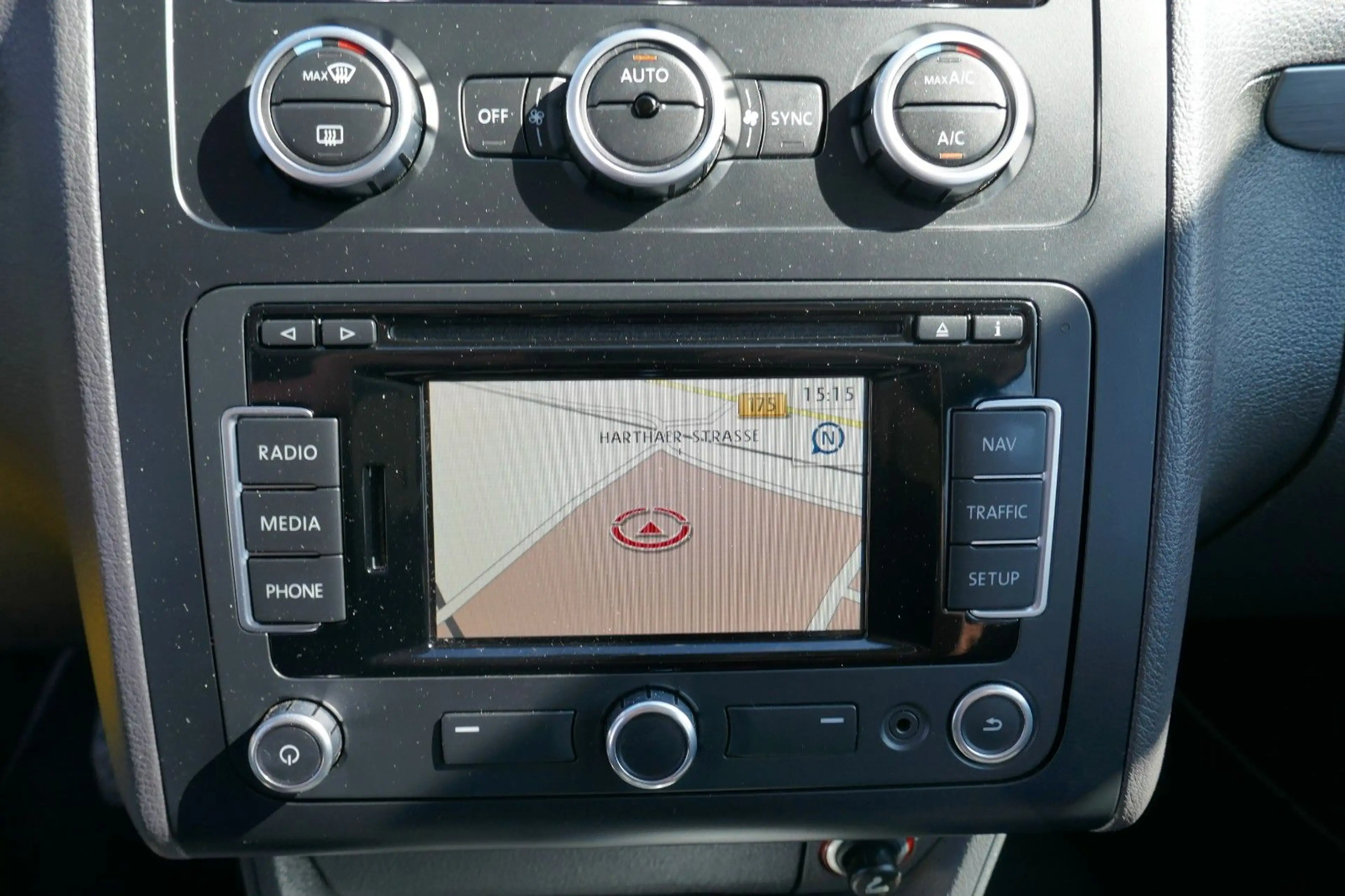 Volkswagen Touran Cup DSG/Navi/Alarm/SHZ — photo 13