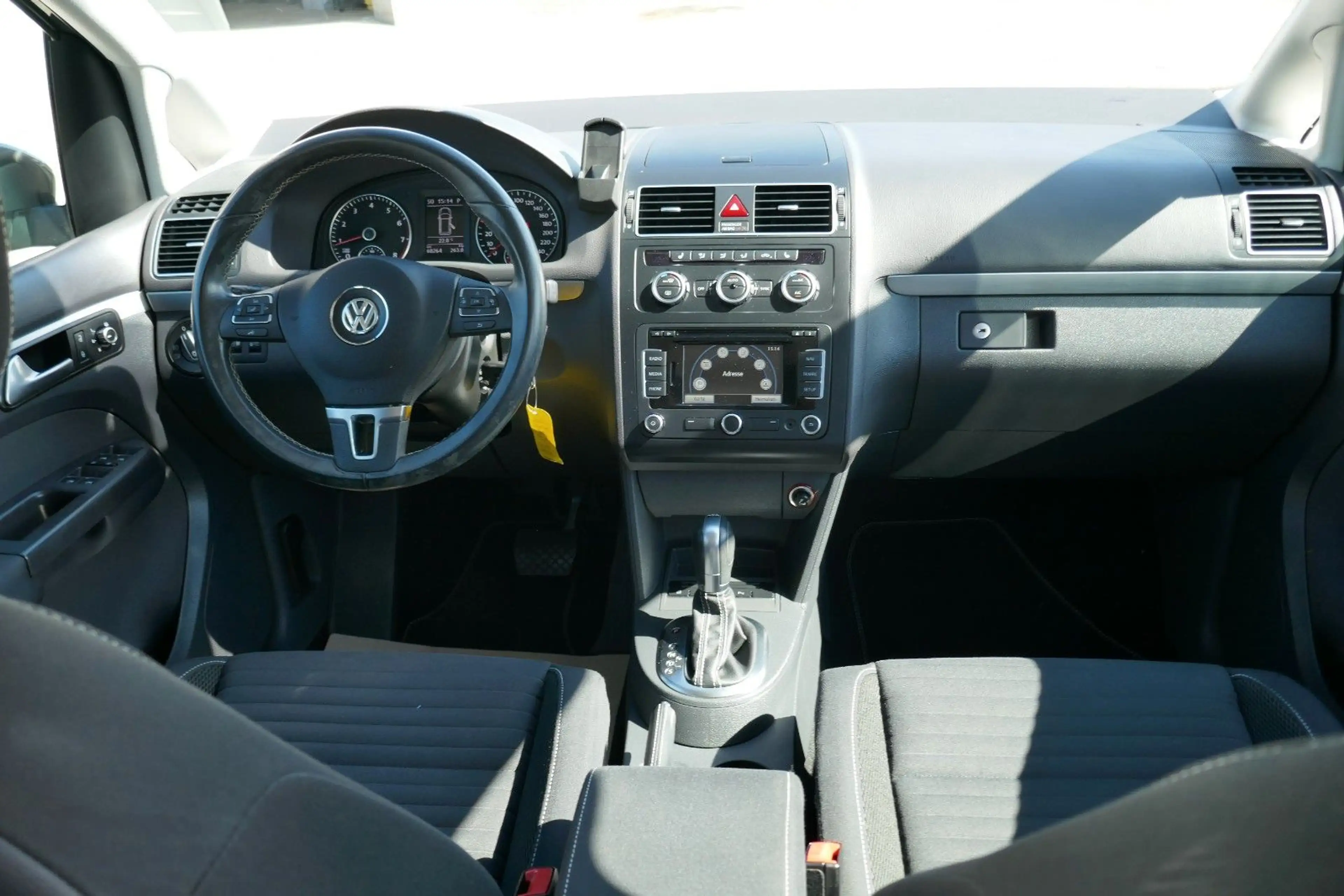 Volkswagen Touran Cup DSG/Navi/Alarm/SHZ — photo 10