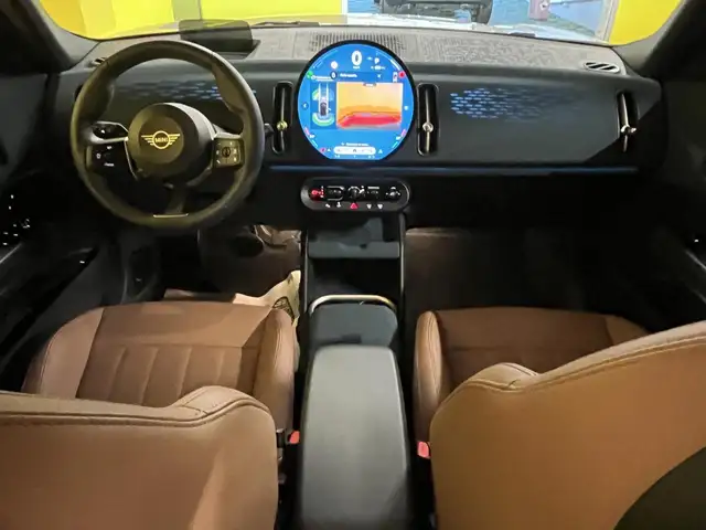 Mini Countryman view 13