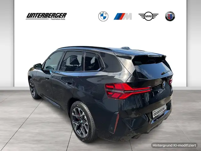 BMW X3 view 4