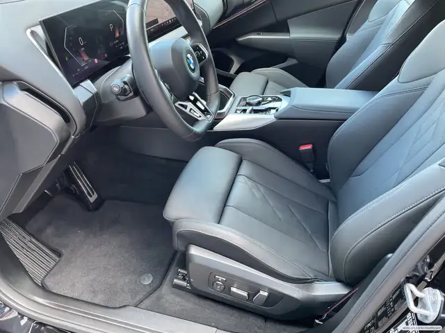BMW X3 view 10
