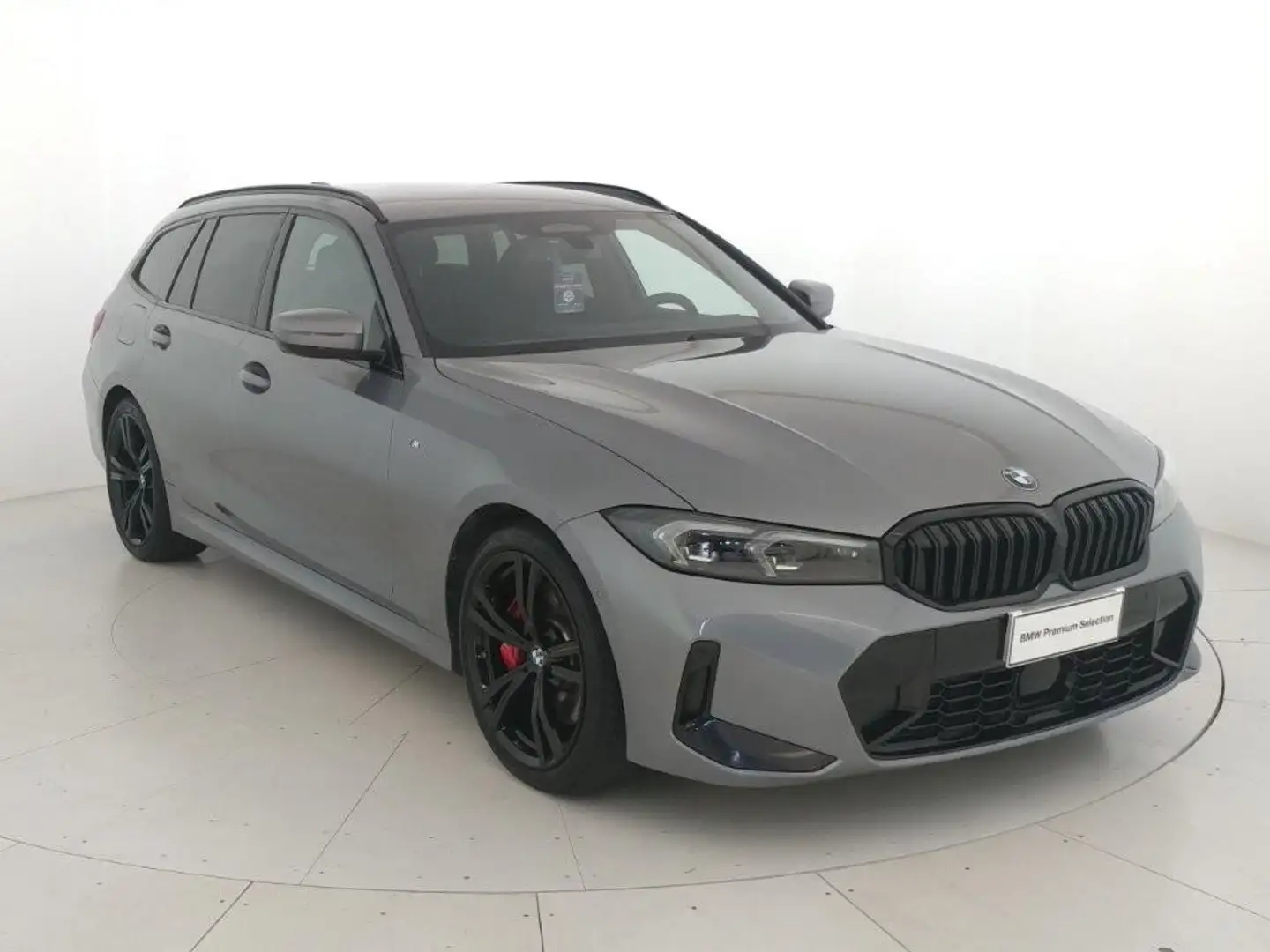 BMW 320 d Touring mhev 48V Msport xdrive auto Grigio - 2
