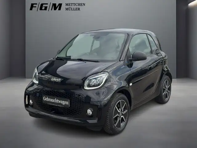 smart forTwo EQ fortwo Exklusiv/PanoDach/LED/R -Kamera/ 22kW