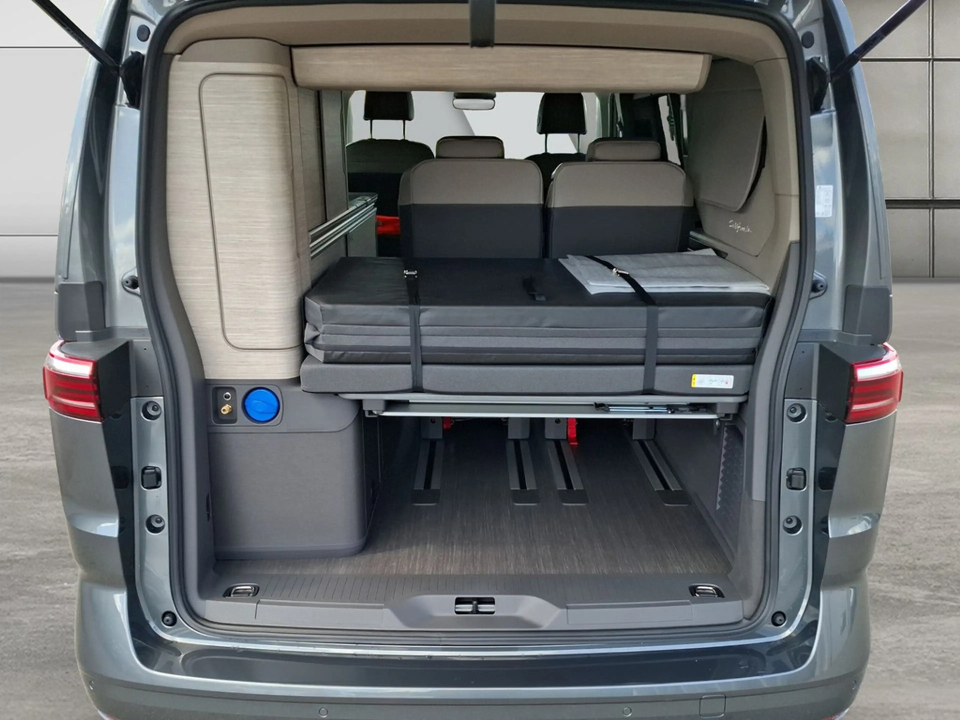 Volkswagen T7 California OCEAN TDI *AUFSTELLDACH MANUELL* Klima — photo 9