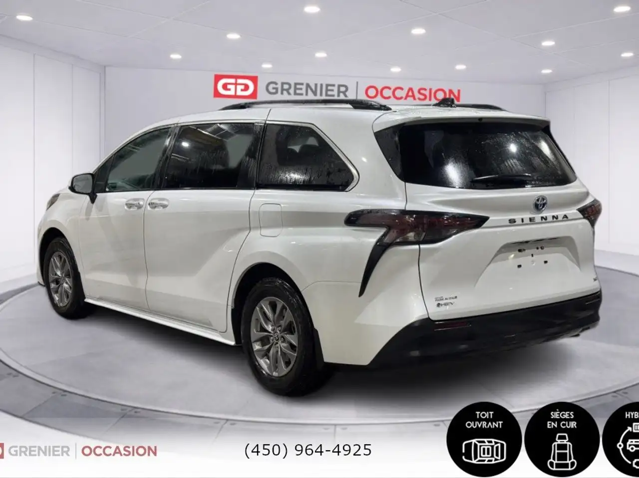 Toyota Sienna снимка Toyota Sienna