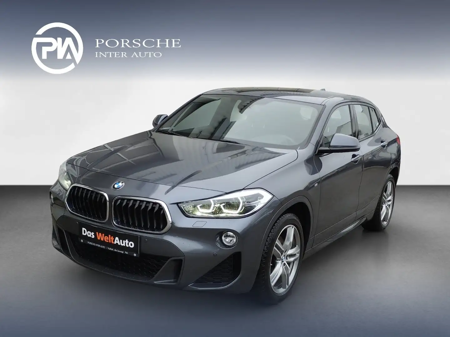 BMW X2 sDrive 18i Grau - 1