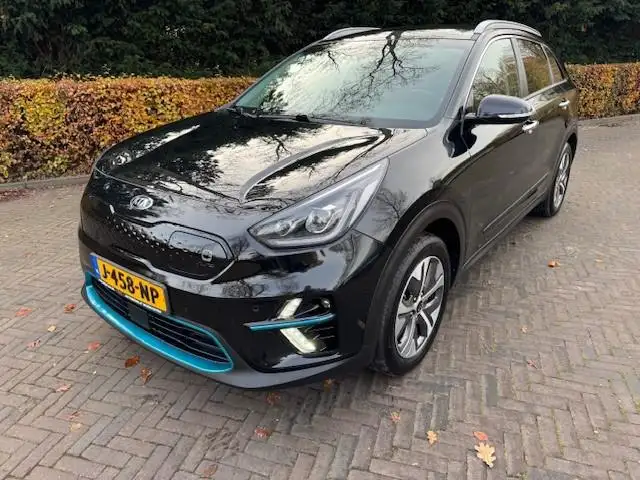 Kia e-Niro EXECUTIVELINE 64KWH SOH100%/3 FASEN/ACARPLAY/LEER/