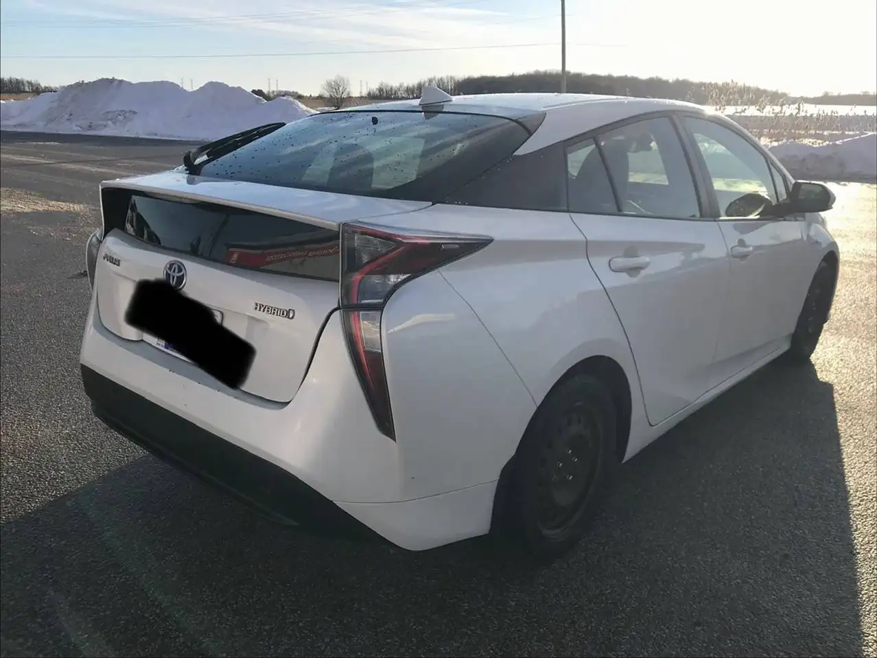 Toyota Prius снимка Toyota Prius